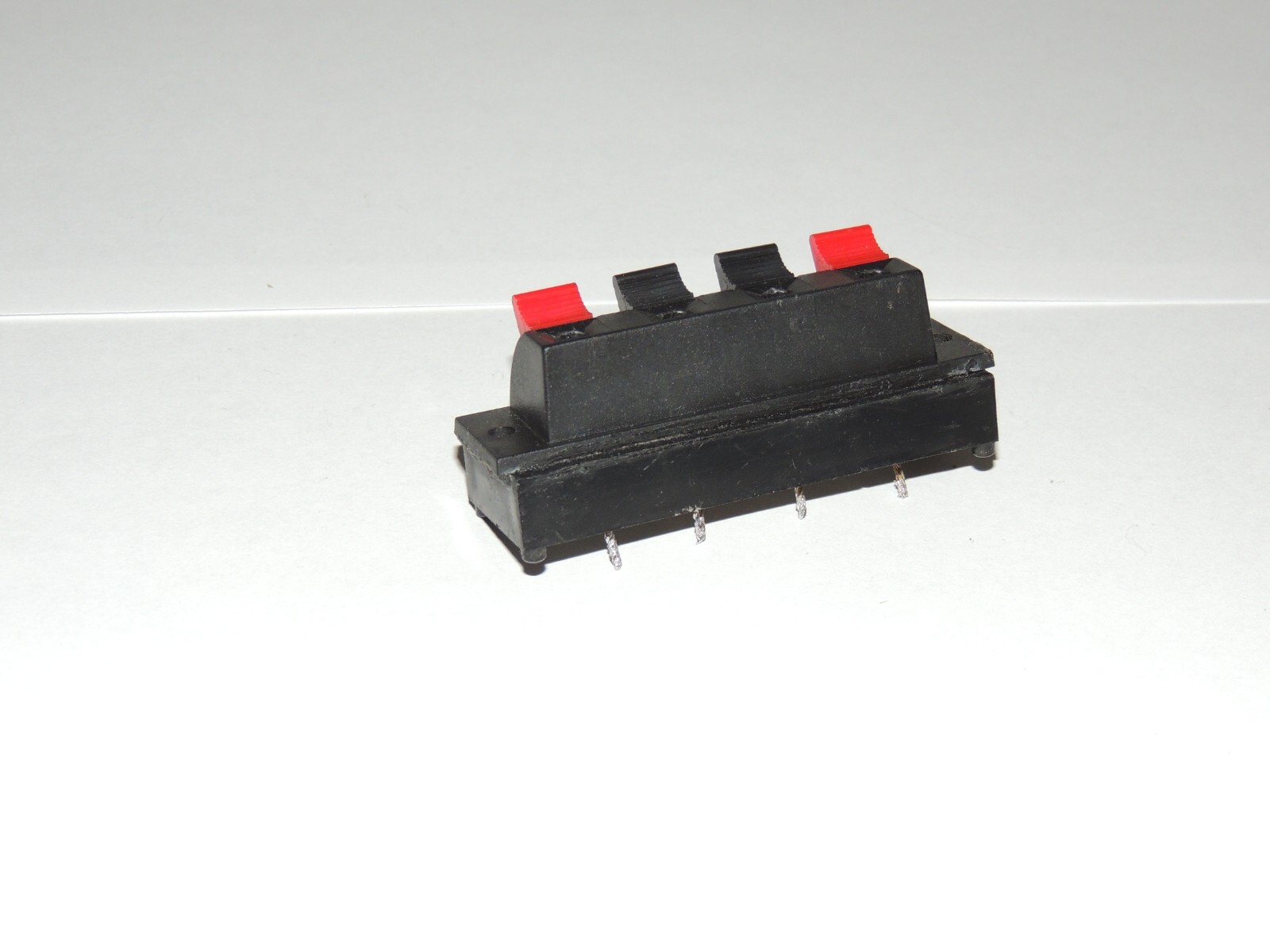 Sansui G-3000 4P Output Speaker Terminal 2210340