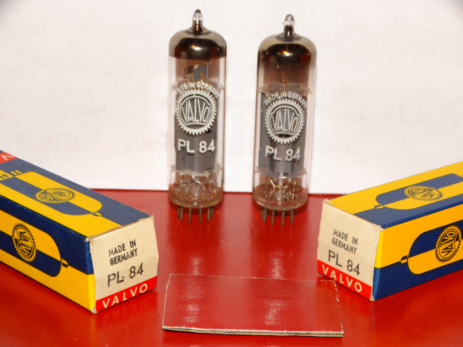 2 x PL84 Valvo Tubes *NOS*NIB*