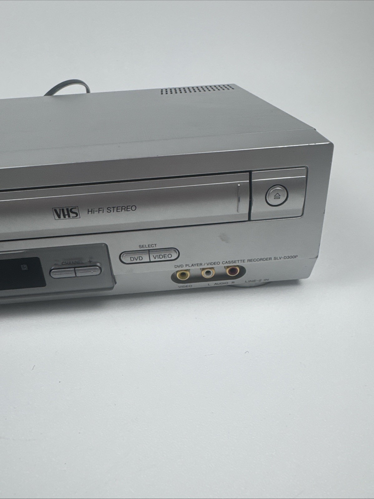 Sony SLV-D300P Progressive Scan DVD VCR Combo Player/Recorder – Tested No Remote