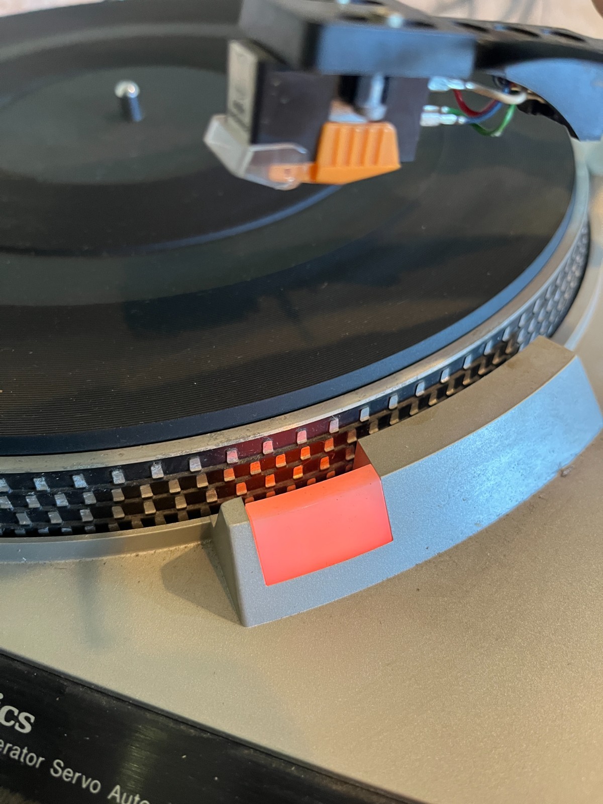 Technics SL-220 Record Player Automatic Turntable Audio Technica Cartridge JAPAN