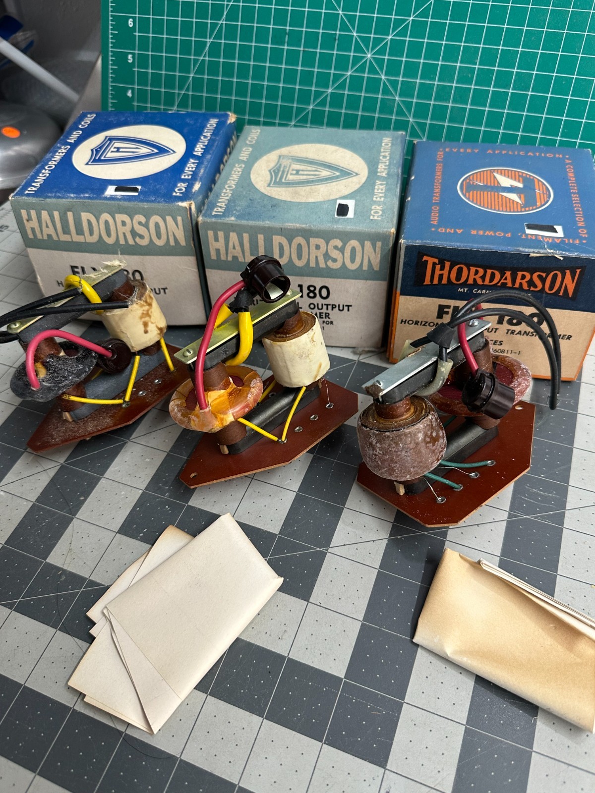 3-pack VINTAGE Halldorson Fly 180 Power Horizontal Output Transformer 306811-1