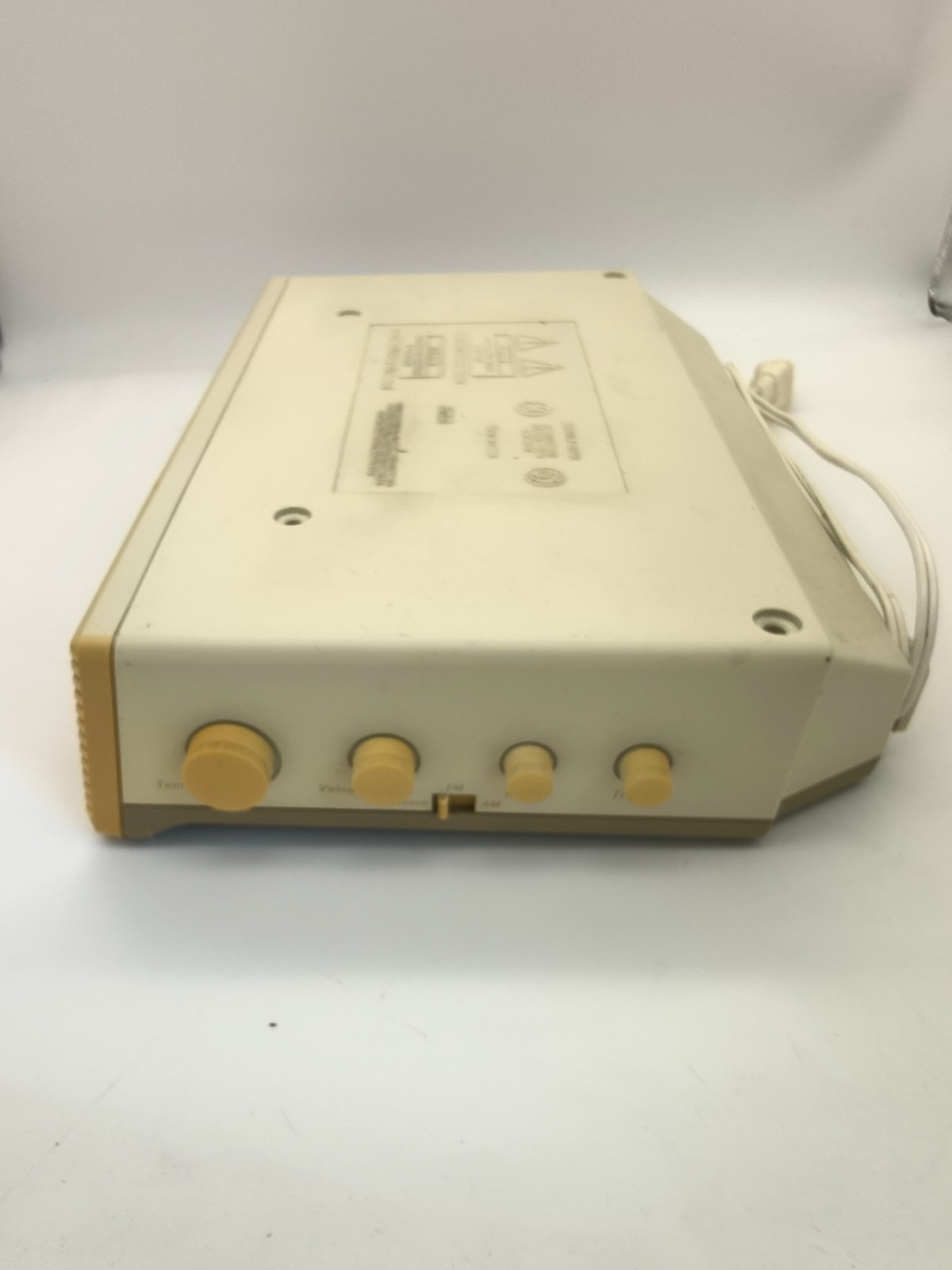 Vintage GE Spacemaker AM/FM, Cassette, clock & alarm radio MOD# 7-4275A TESTED