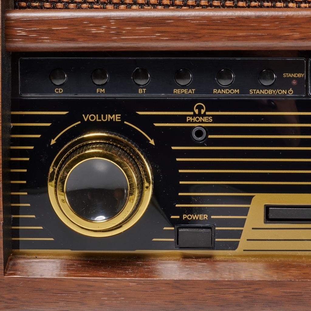 Clearclick Retro All in One Vtg Am Fm Radio With Compact Disc CD Player & Aux-In