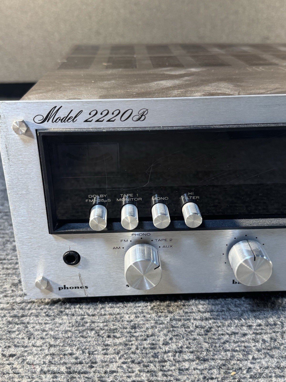 Vintage Marantz Model 2220B AM/FM Stereo Receiver — Tested & Working