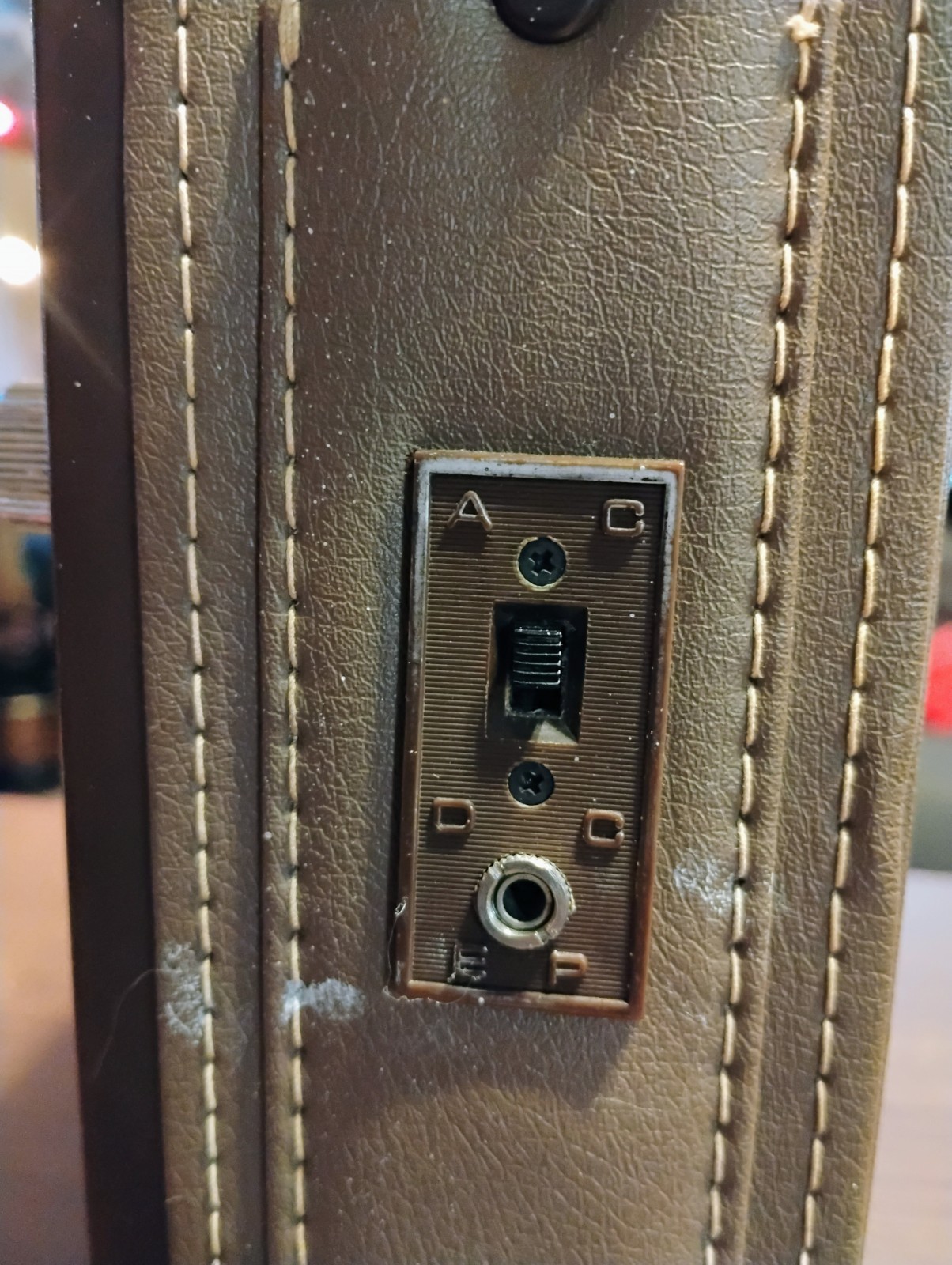 Vintage Sound Design AM/FM Radio AC Or DC Power Works Great And In Great Shape.