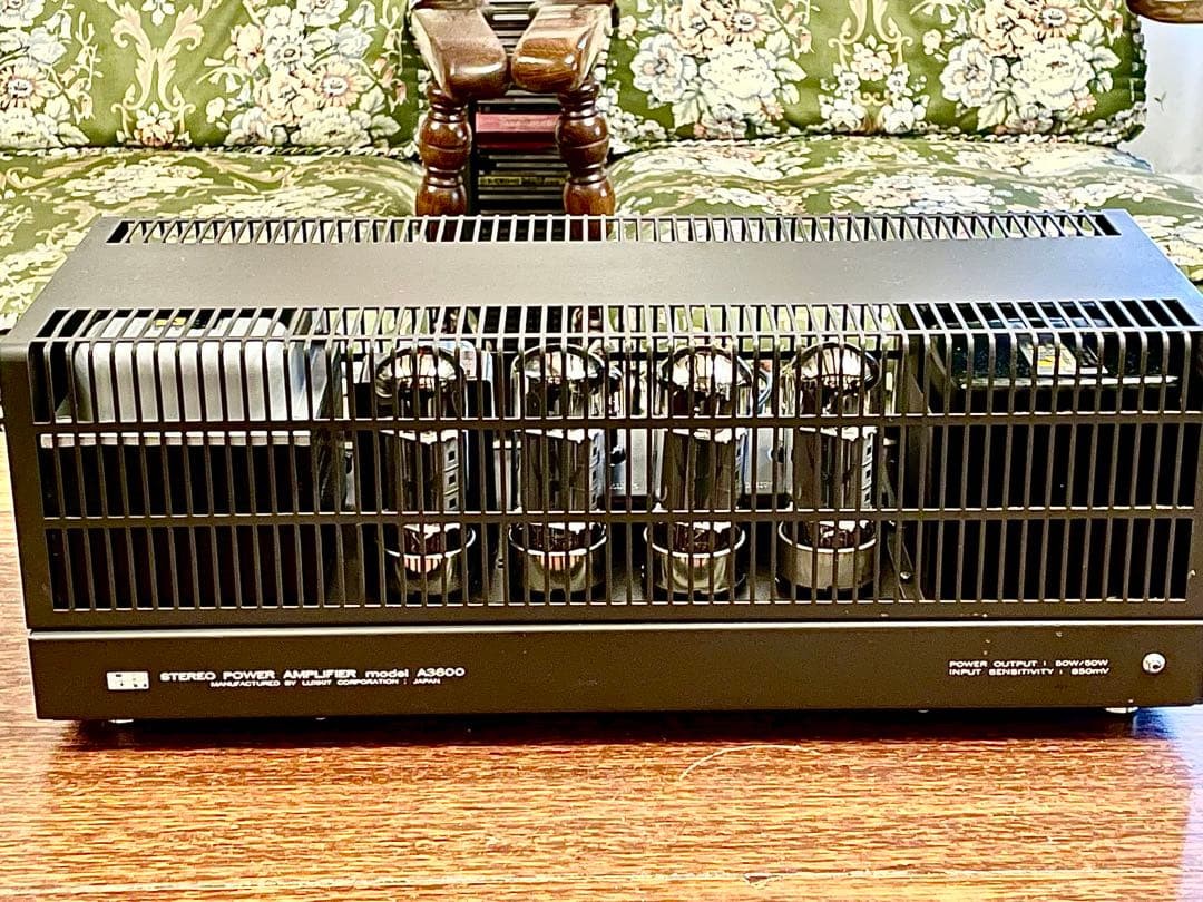 LUXMAN A3600 Tube Power Amplifier Tested Working w/ 2 Spare Tubes 100V