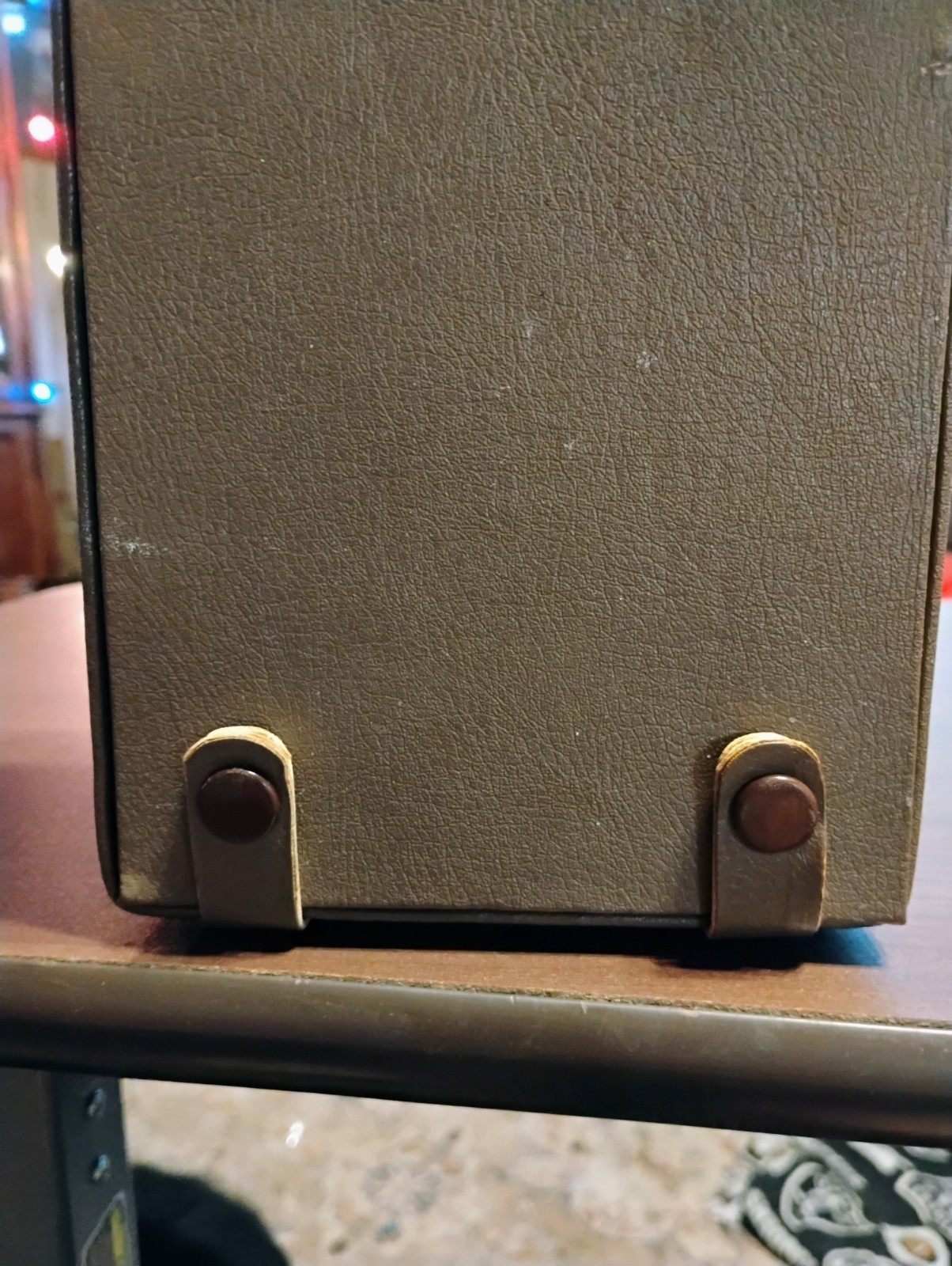 Vintage Sound Design AM/FM Radio AC Or DC Power Works Great And In Great Shape.