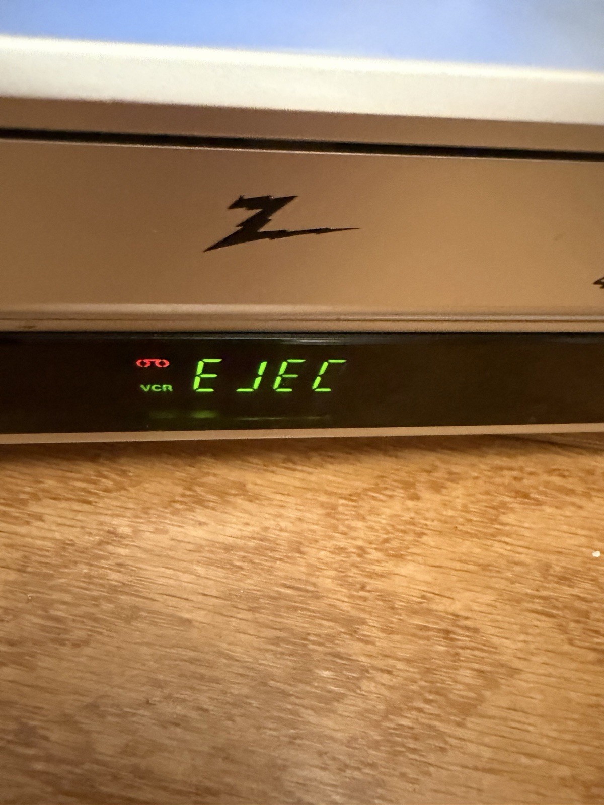 ZENITH VCS442 VCR VHS 4-Head Hi-Fi Stereo Player Recorder Tested Good No Remote