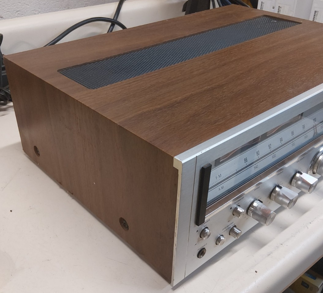 RARE Sanyo JCX 2300KR High Fidelity AM /FM Receiver 1979 – POWERS ON