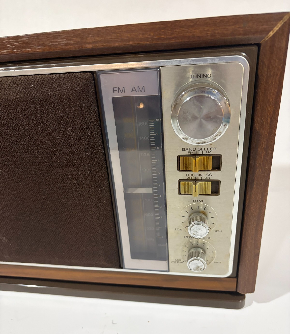 Vintage Sony FM AM Tabletop Radio Wood Grain Model ICF-9740W Retro 1970s Works