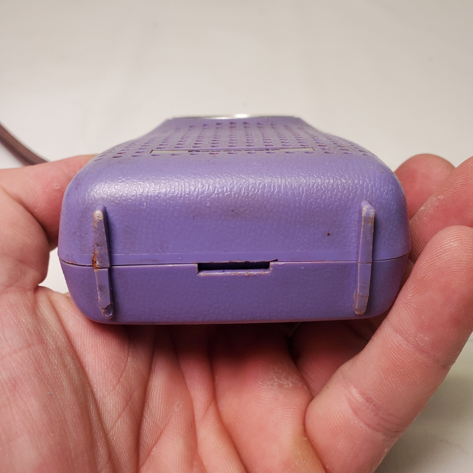 VINTAGE PANASONIC MATSUSHITA TRANSISTOR RADIO MODEL R-1052~WORKING~Purple-AM~9