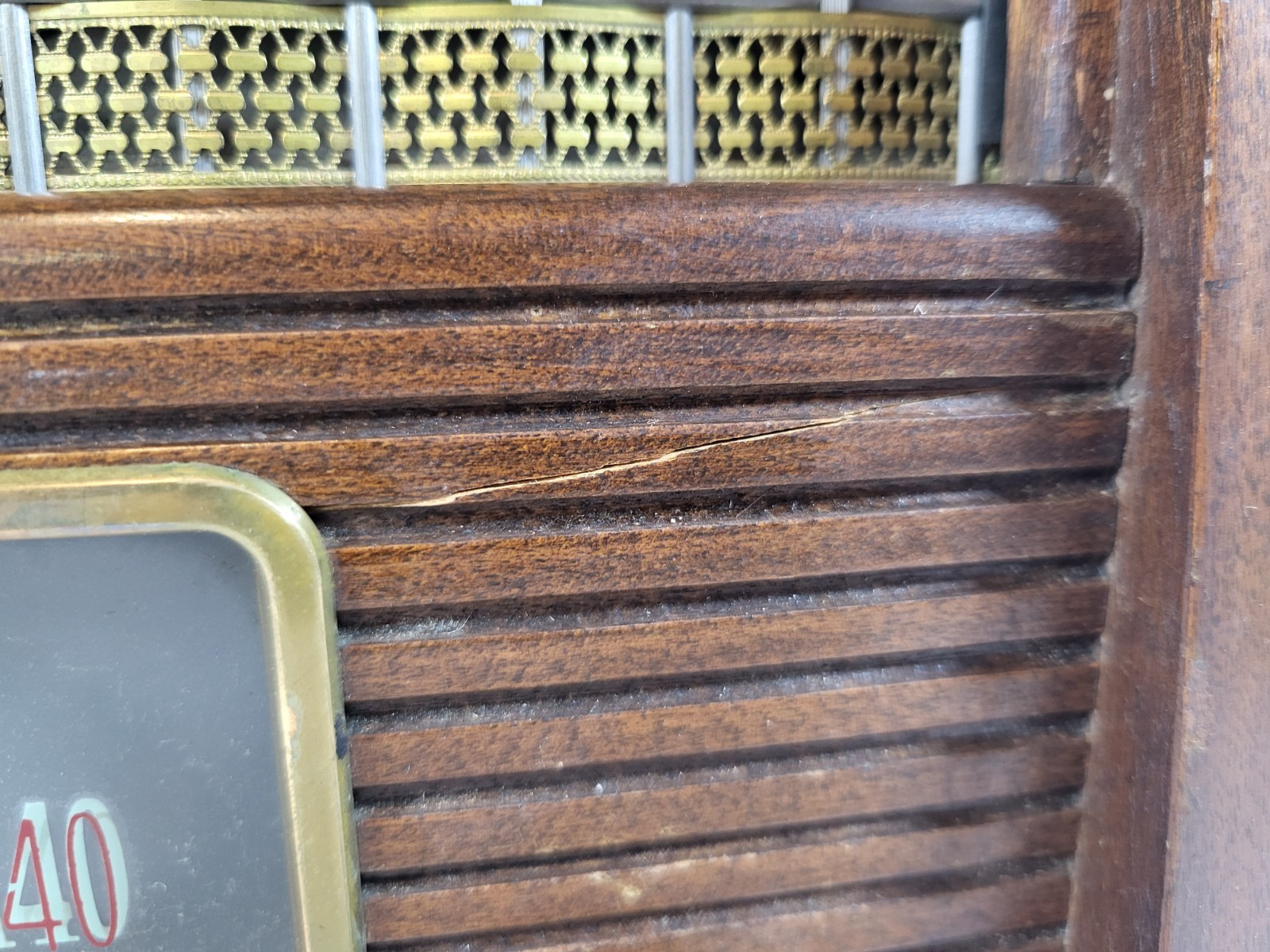 RARE Vintage General Electric C-103 Tube Radio 1950s – Mahogany Case