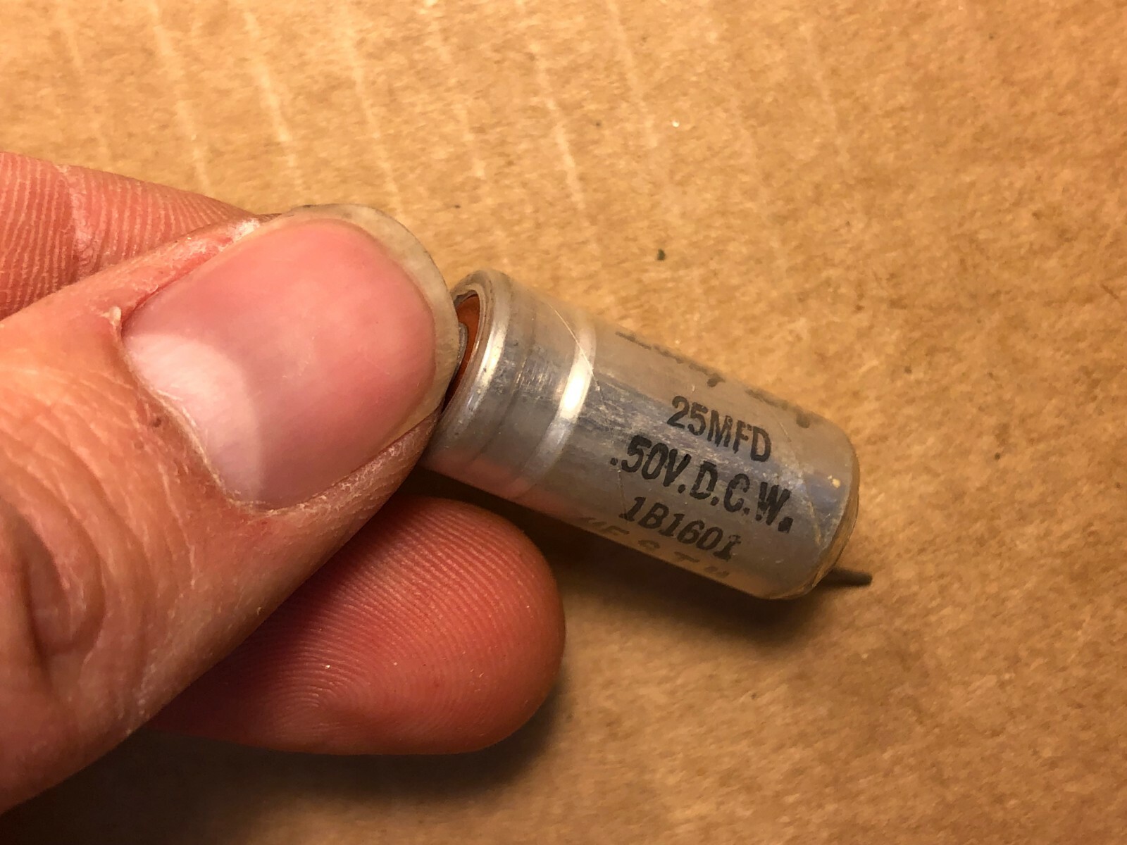 Vintage ICC Royalitic 25 uf 50v Metal Capacitor 1957 Guitar Tube Amp Axial Cap