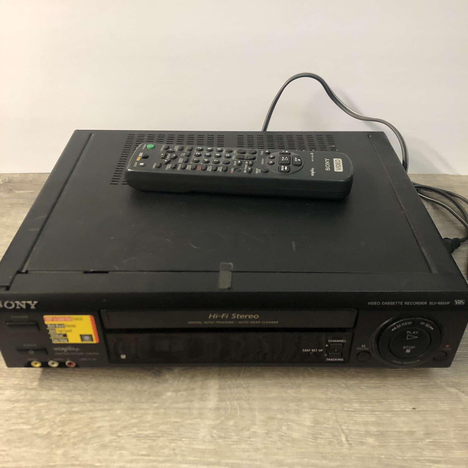 For Parts Or Repair Vintage Sony SLV-685HF VHS VCR Player With Remote Read!