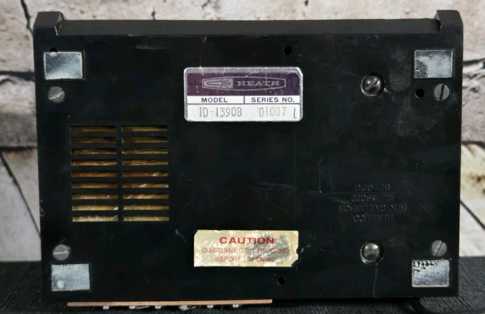 VINTAGE HEATHKIT WOODGRAIN INDOOR/OUTDOOR DIGITAL TEMPERATURE DISPLAY MODEL…