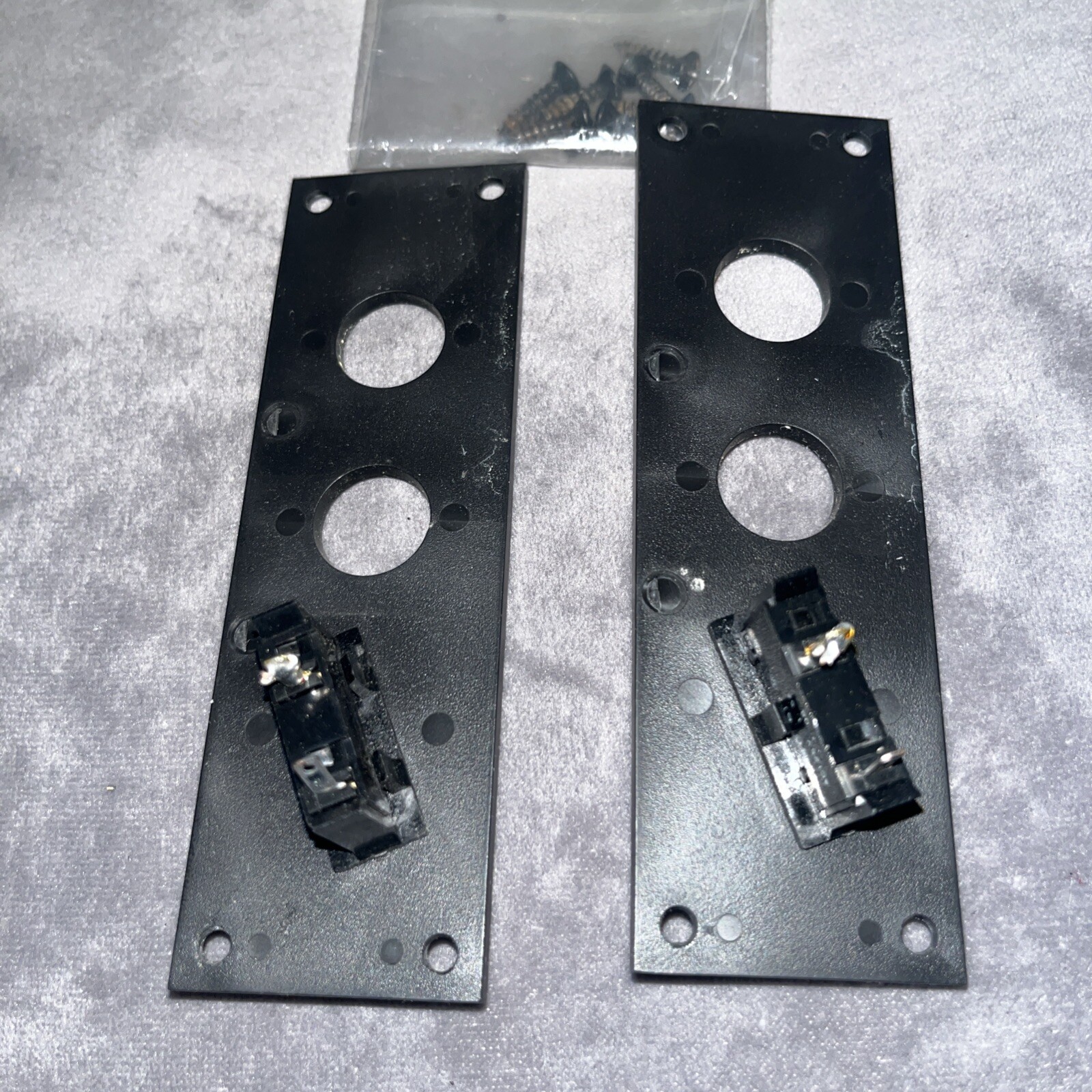 Used Set of Fisher ST-920 Reset Panels & Matching Screws