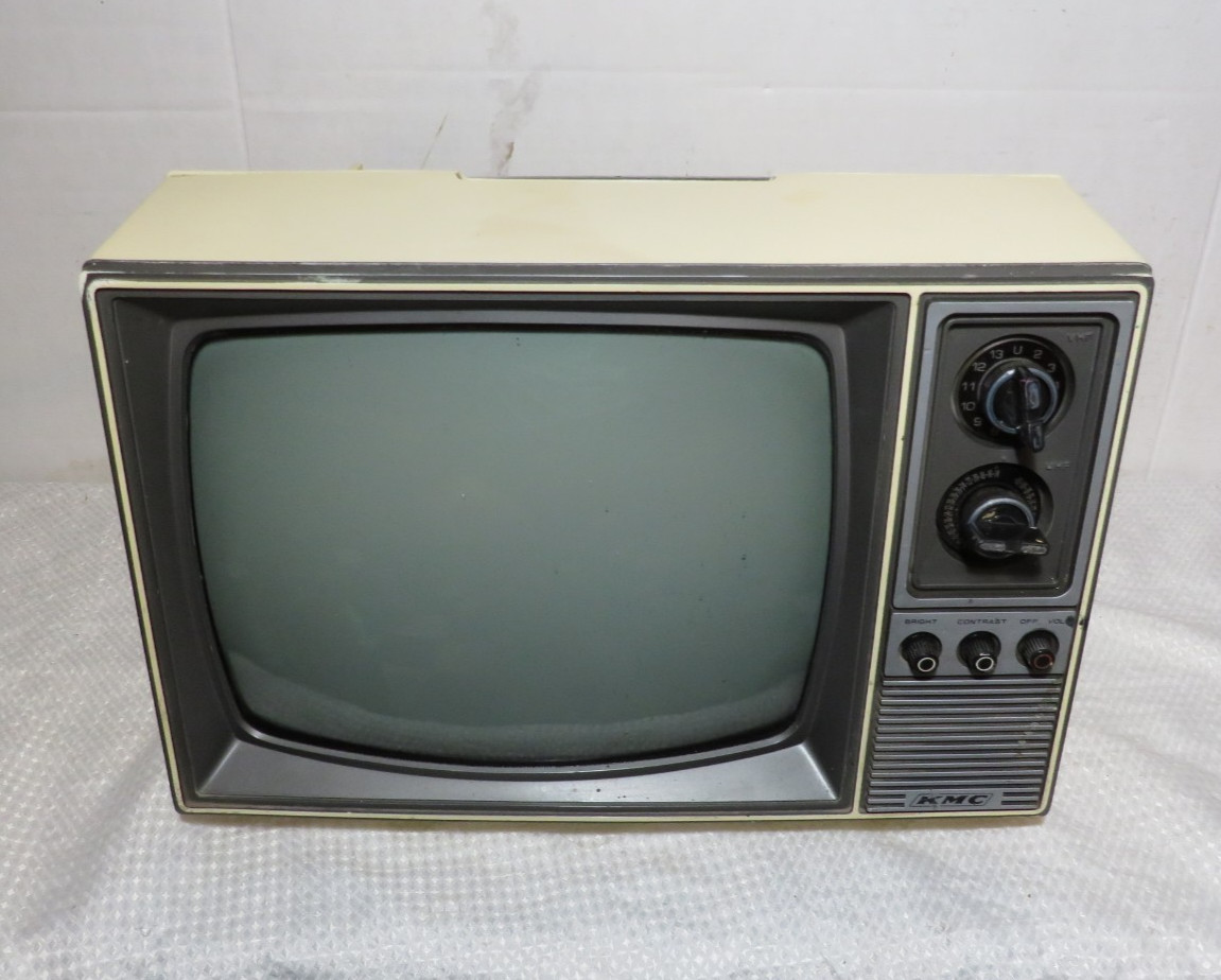 VTG 1984 Kmart KMC 12″ Portable TV CRT Television Cream KMB-1221G TESTED WORKS