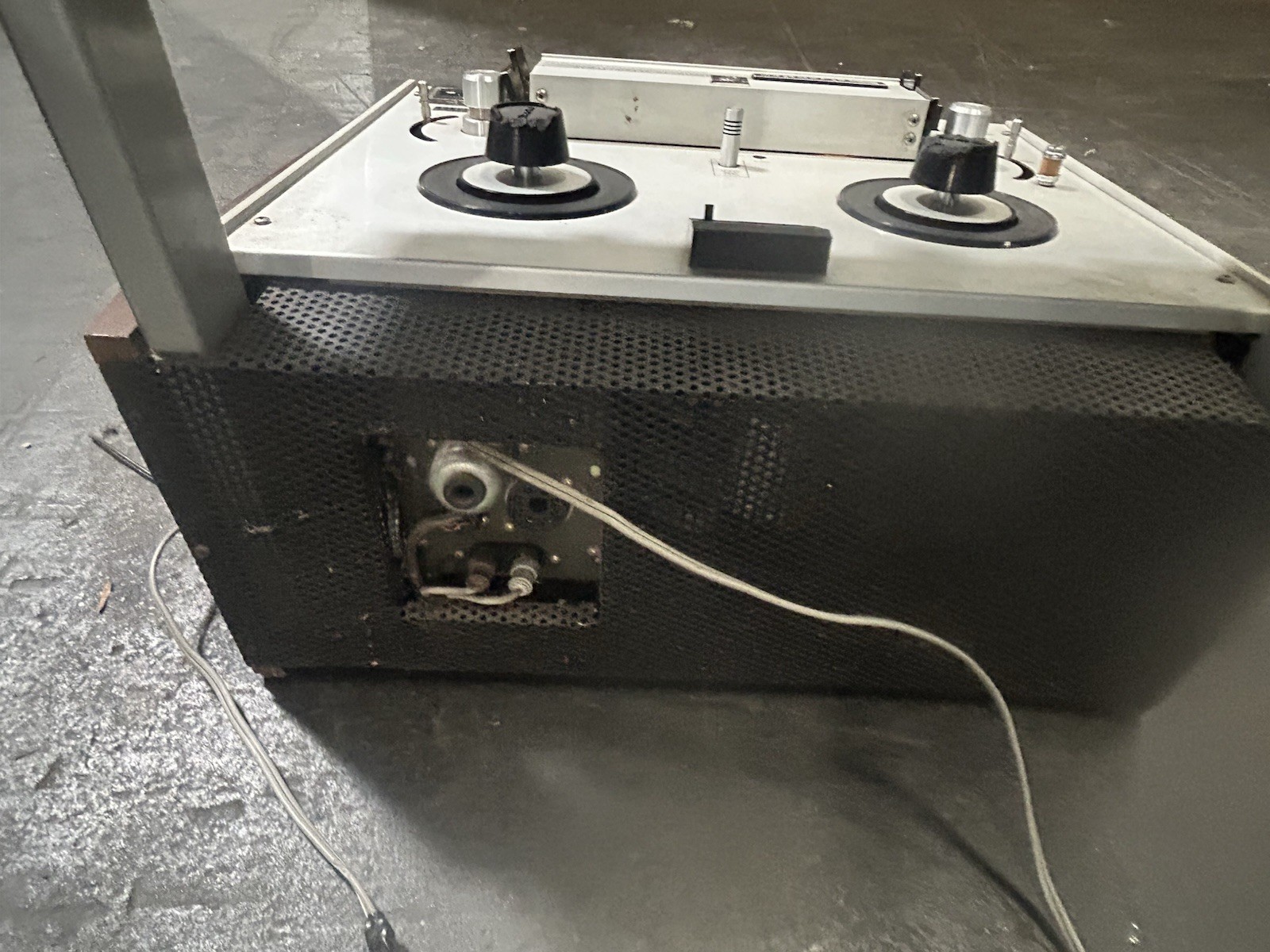 DOKORDER -9060H Reel to Reel Needs Part for Repair . Not Working