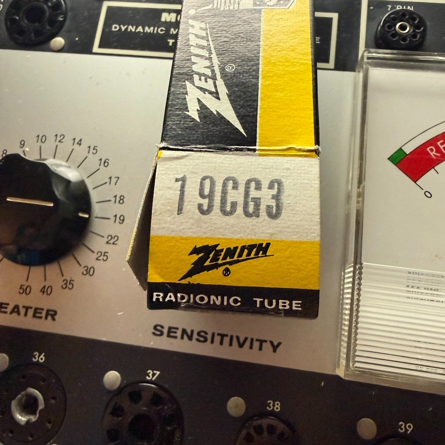 Zenith 19CG3 Vacuum Tube NOS w/box TESTED @ 104% on B&K 700 Tester Made in USA