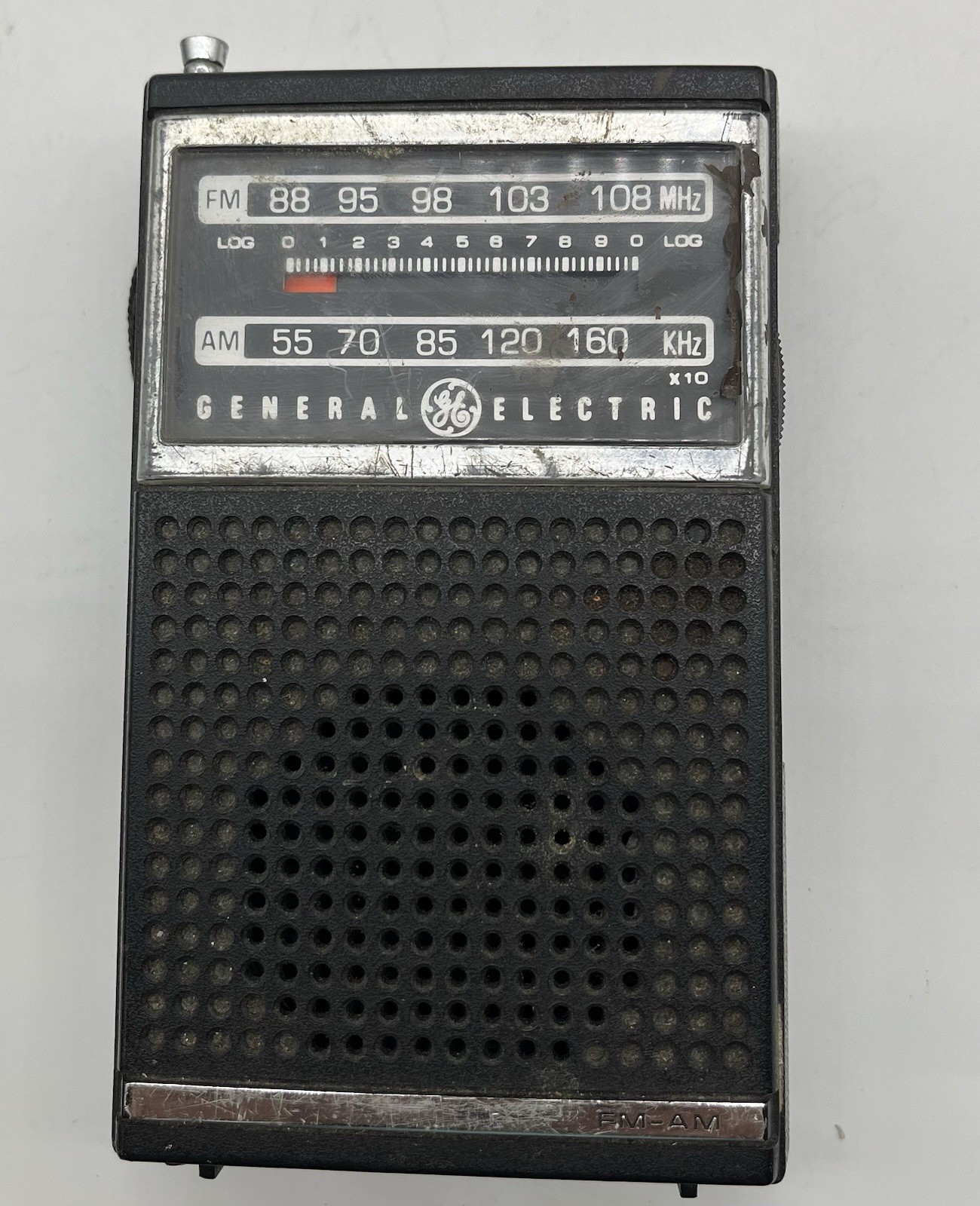 Vtg General Electric Model No. 7-2500C AM/FM Pocket Radio TESTED And Working