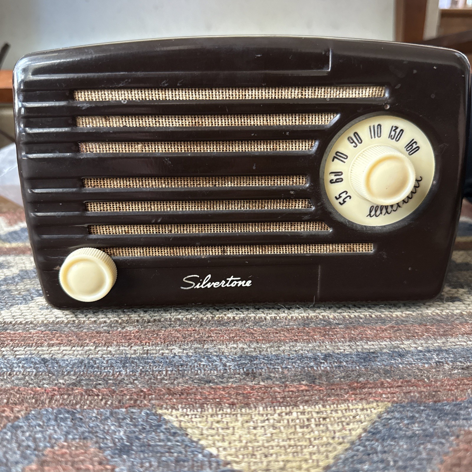 Rare tube radio vintage Sears SILVERTONE AM metal body MODEL 1
