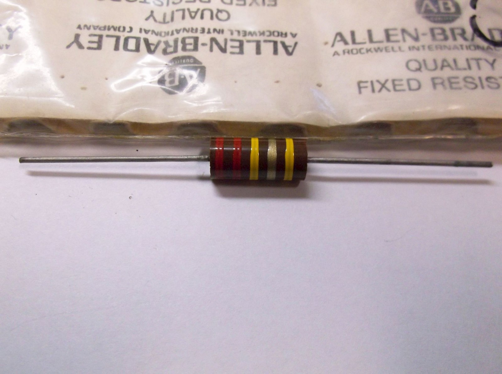 1 ALLEN BRADLEY Carbon Comp Resistor RCR 220k 5% 2 watt