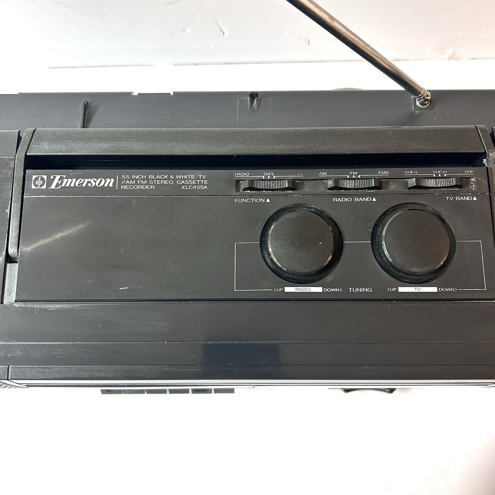 Emerson XLC455A 5.5” Black & White TV AM/FM Stereo Cassette Recorder Tested