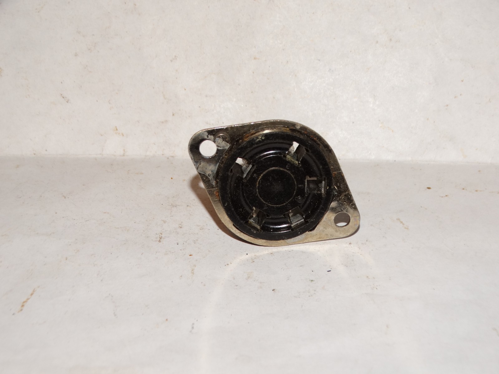 1-Vintage Fe-Male Flush Mount Amphenol Plug 5-pin, Leslie Hammond*
