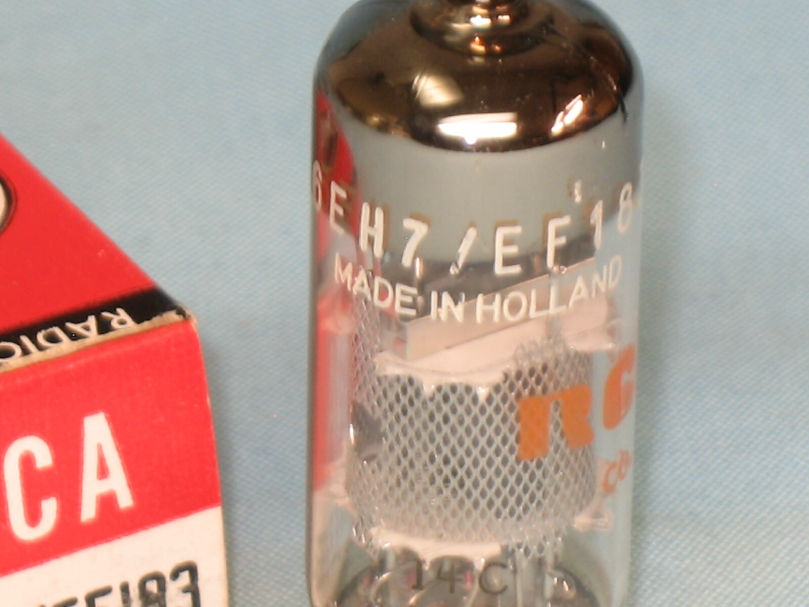 VACUUM TUBE ~ 6EH7 / EF183 ~ RCA ~ NOS ~ 6EH7 / EF183