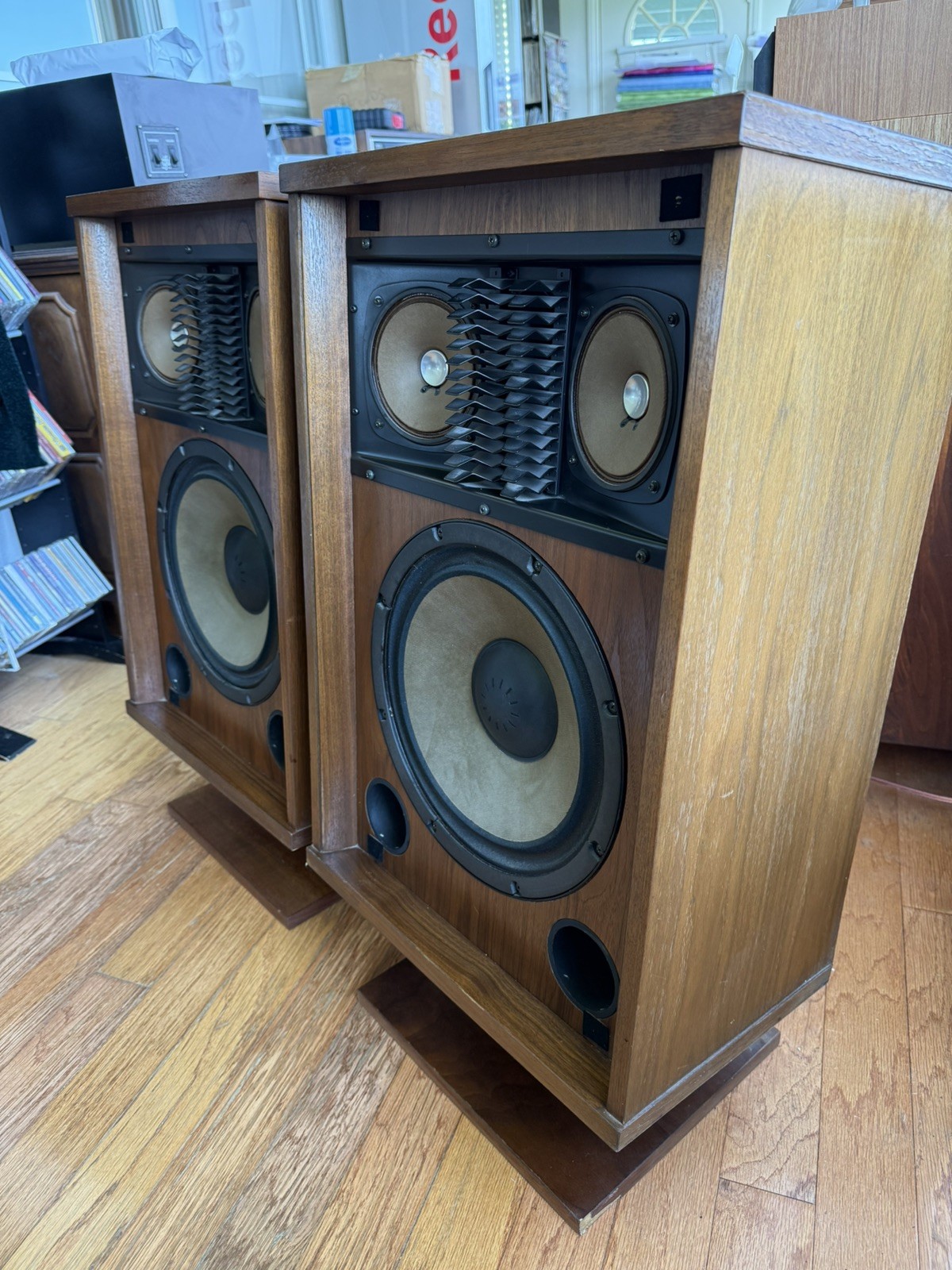 Vintage SANSUI SP-2500 speakers tested and working