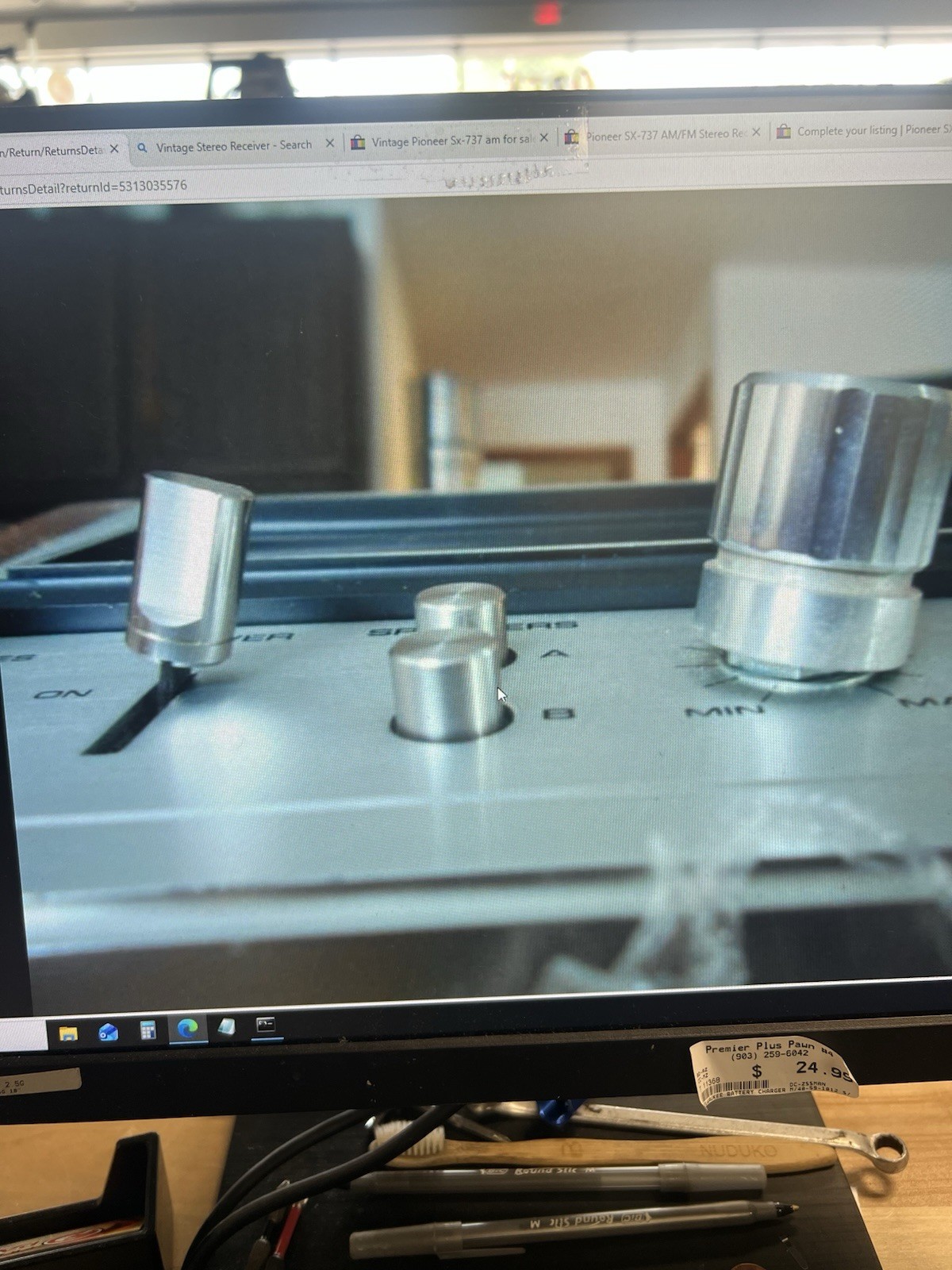 Pioneer SX-737 AM/FM Stereo Receiver Silver Face w/ Wood Case