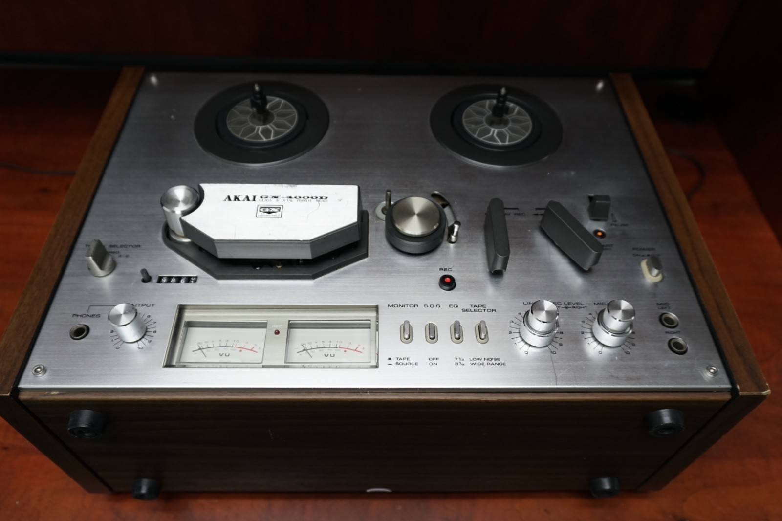 Akai GX-4000D 4-Track Stereo Reel-To-Reel Recorder Player & Speed Adapter (667