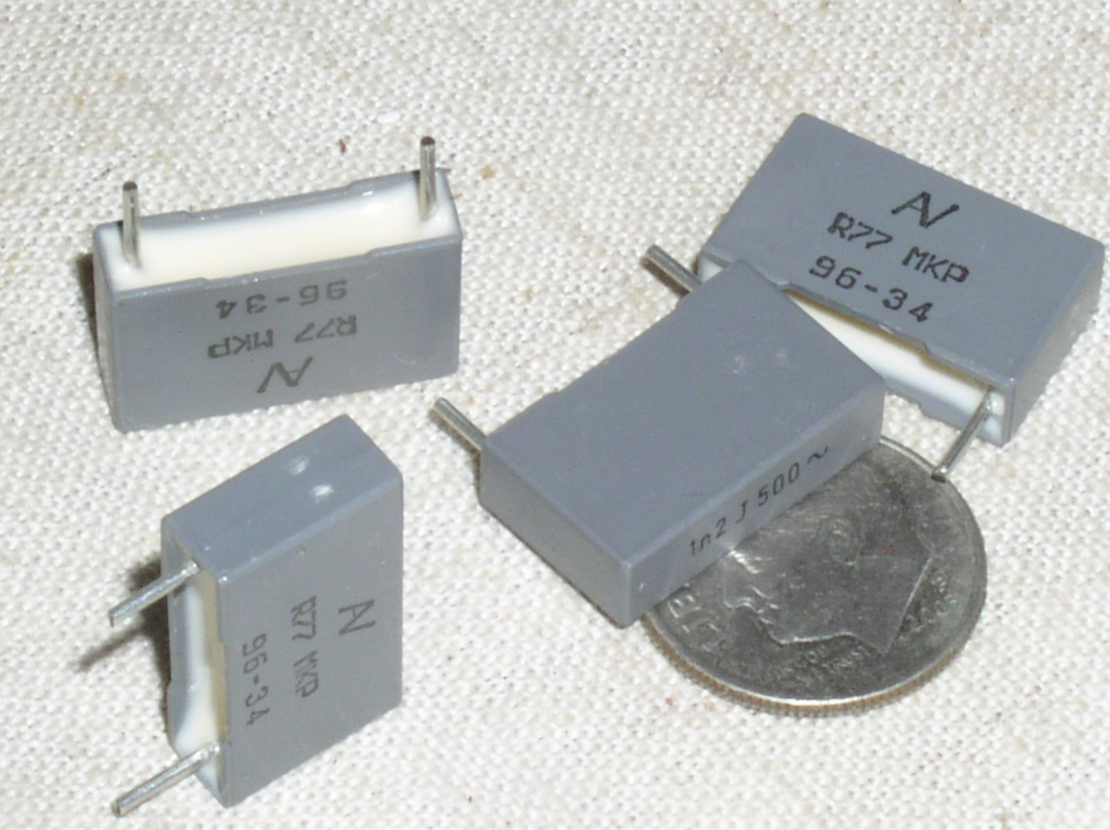 10 ARCO R77122J500B RFI FILM CAPACITOR .0012UF MF 1.2NF 1200PF 500V VOLT AC USA