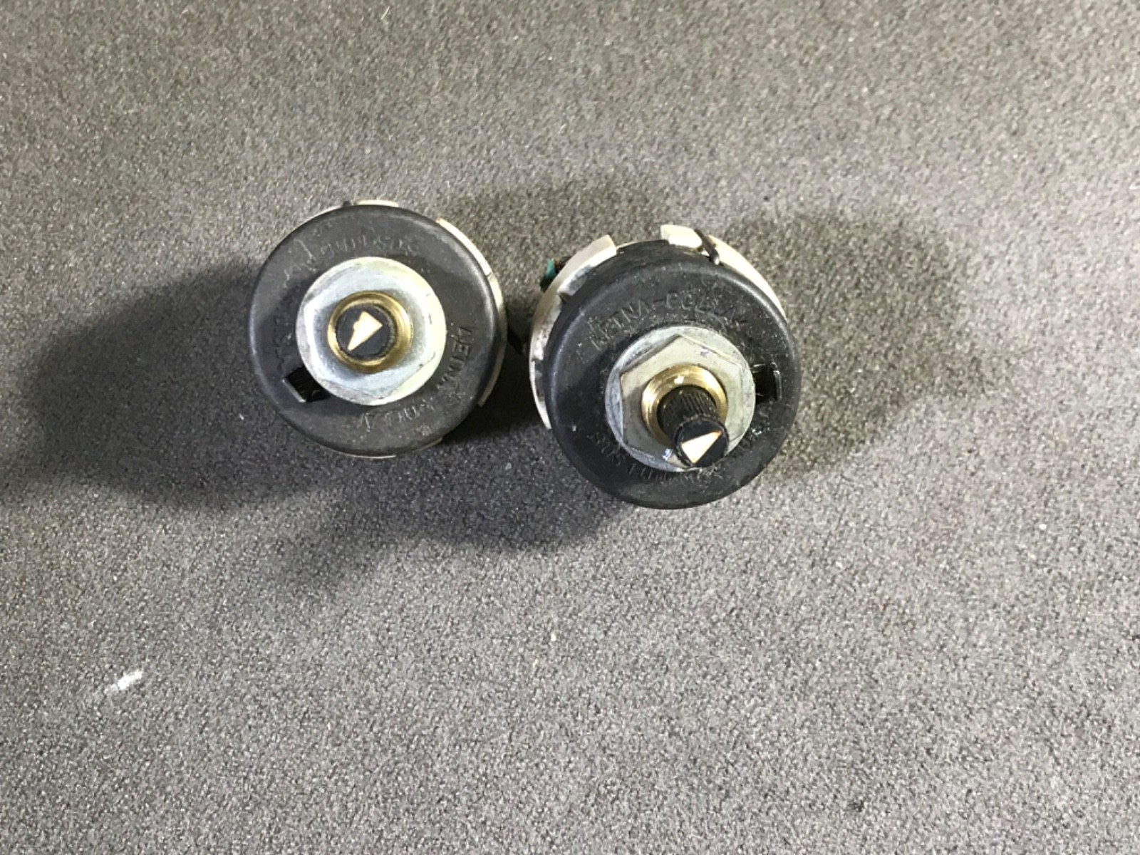 Pair of Original AR Acoustic Research Speaker Potentiometer tone controls