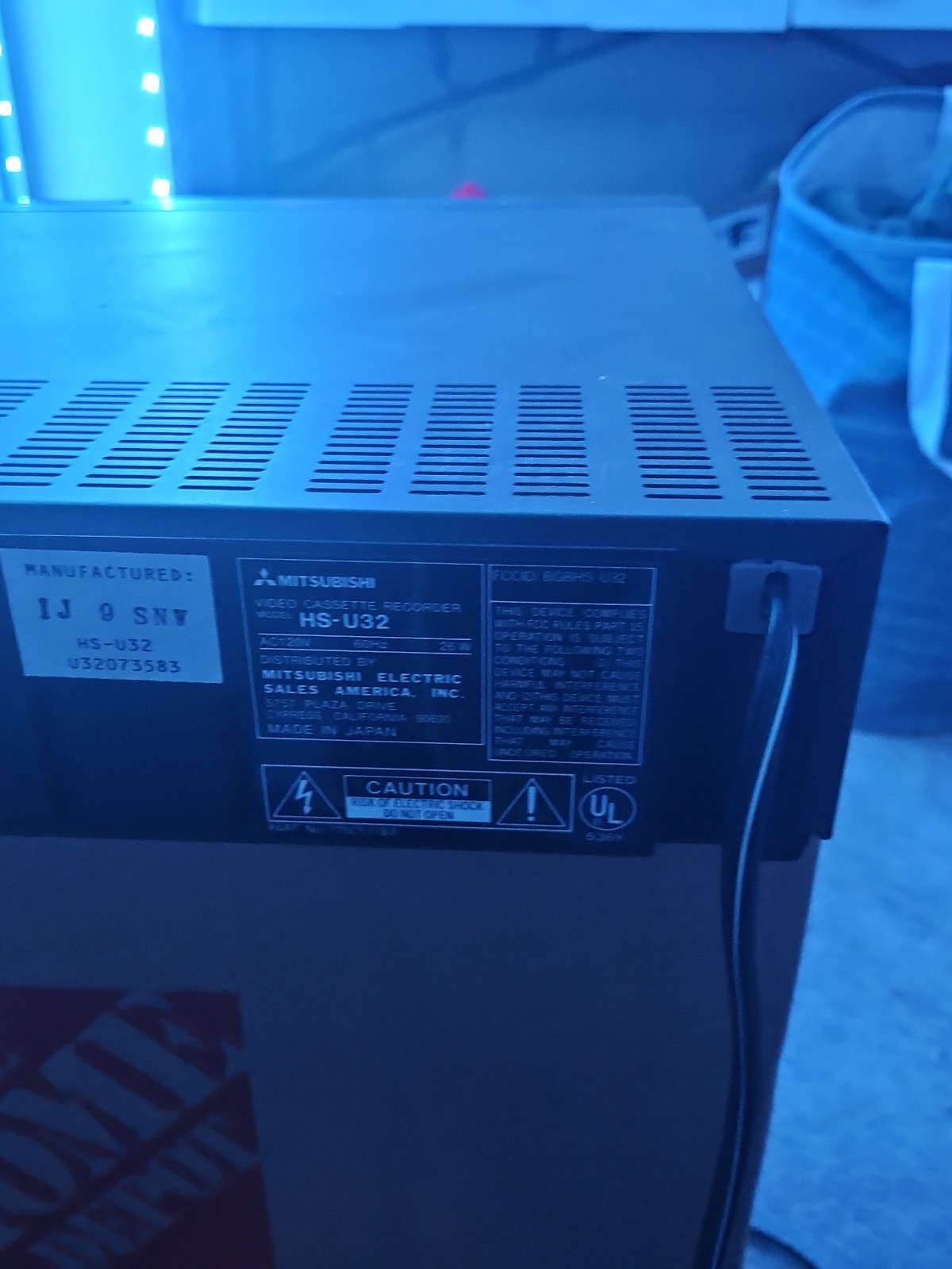 Mitsubishi Video Cassette Recorder HS-U32 (UNTESTED)