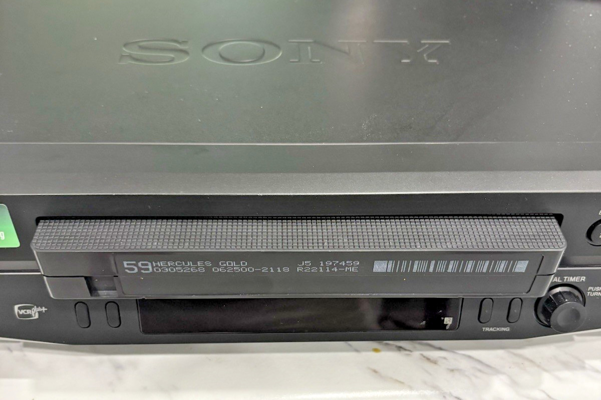 PRE-OWNED Sony SLV-N71 VCR Video Cassette Recorder VHS Player Black Hi-Fi Stereo