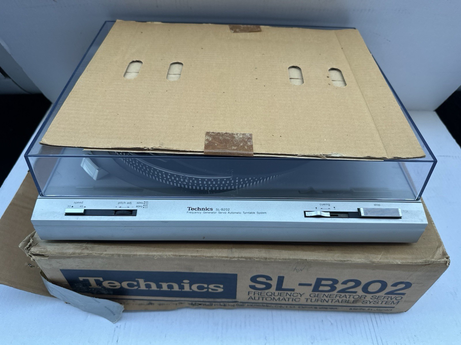Technics SL-B202 Turntable, Direct Drive Complete Fully Tested Great / In Box
