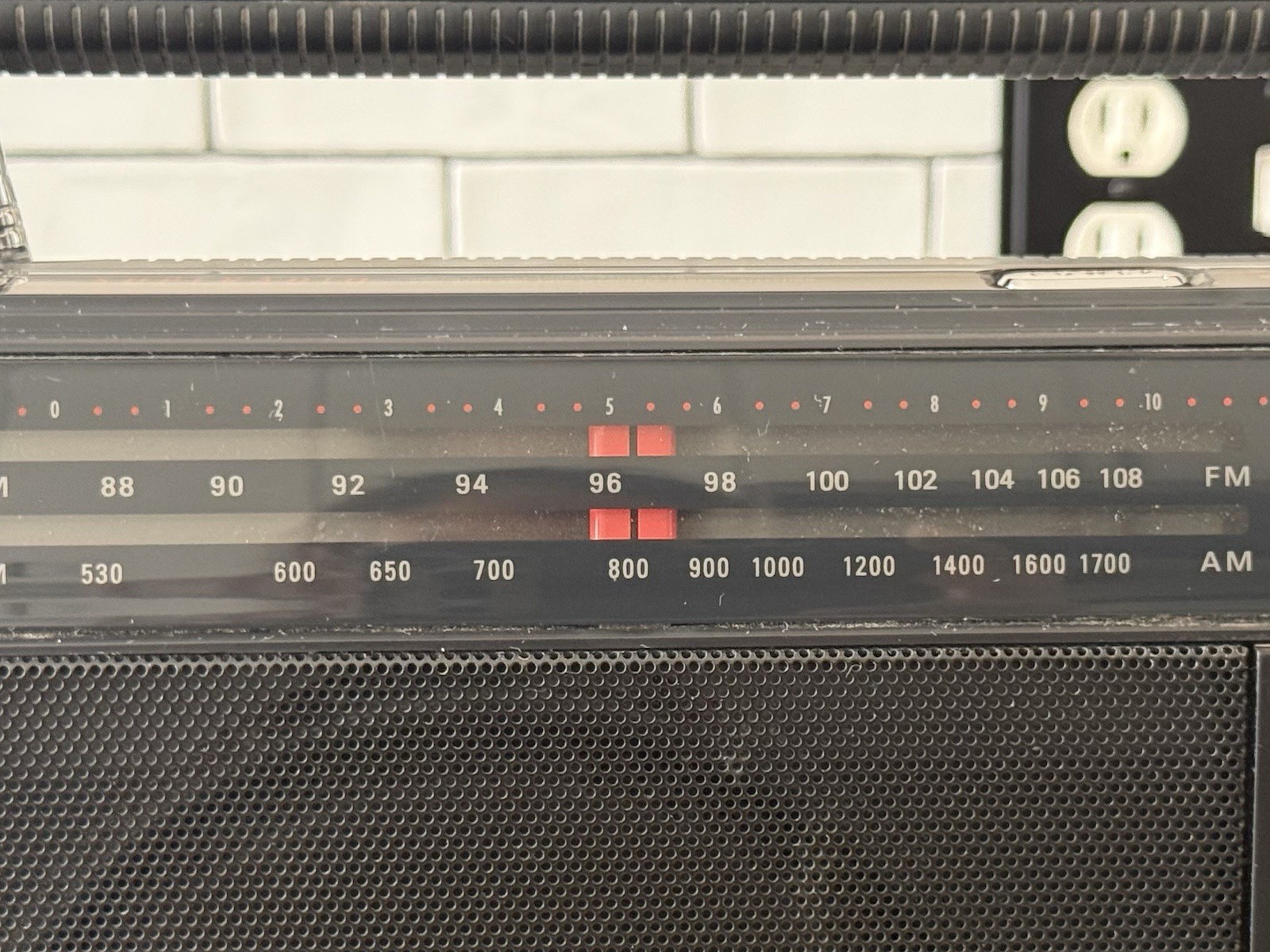 GE SUPERADIO VTG General Electric Long-Range AM/FM Super Radio 7-2887A Tested
