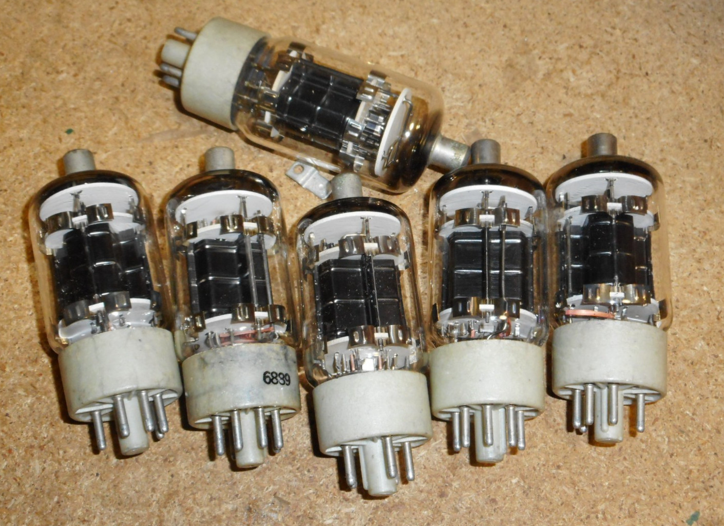 Bendix 6889 TE-52 Vacuum Tube Rare find lot of 6 each