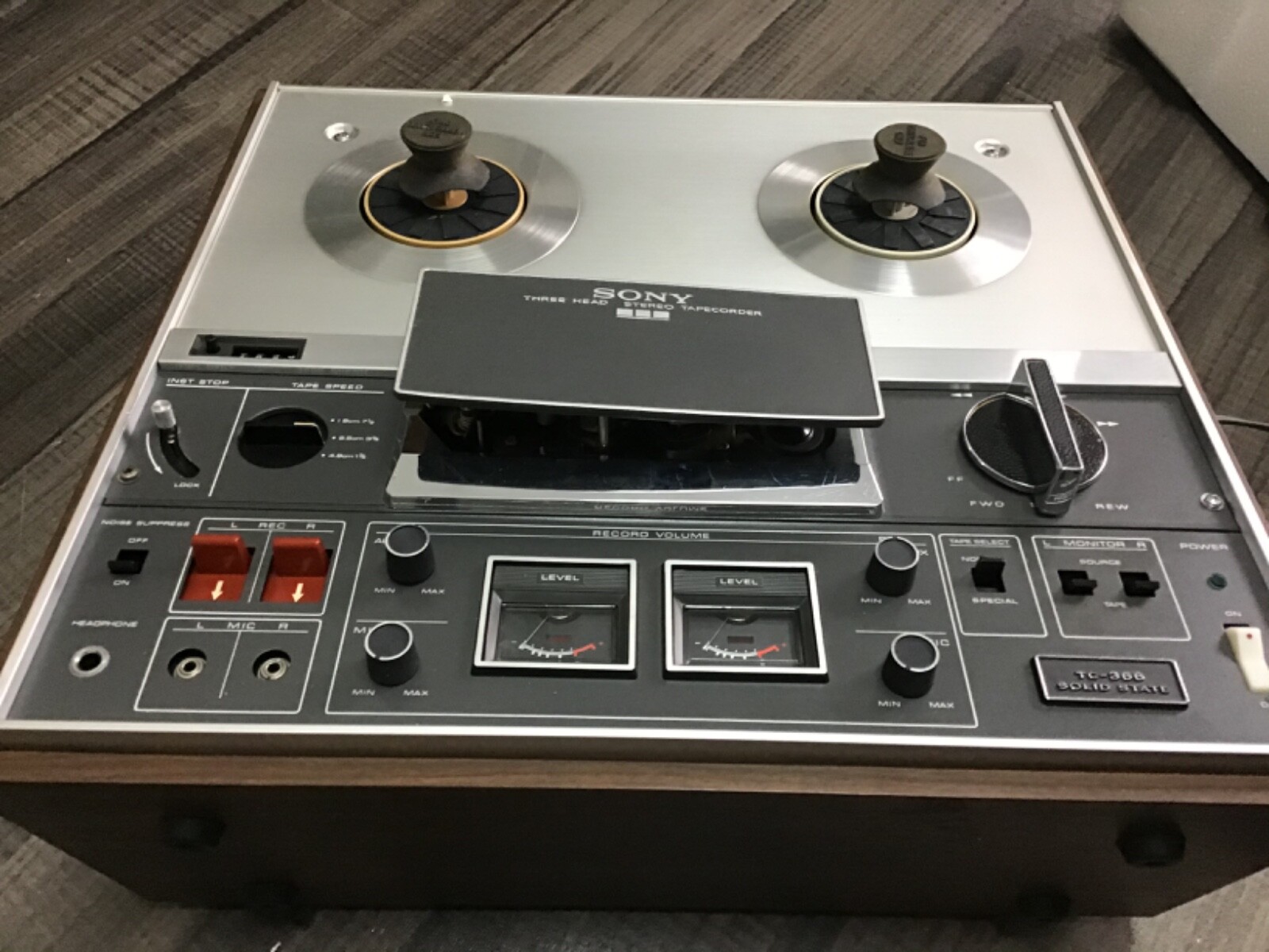 Sony TC-366 Tape Player – PRE OWNED