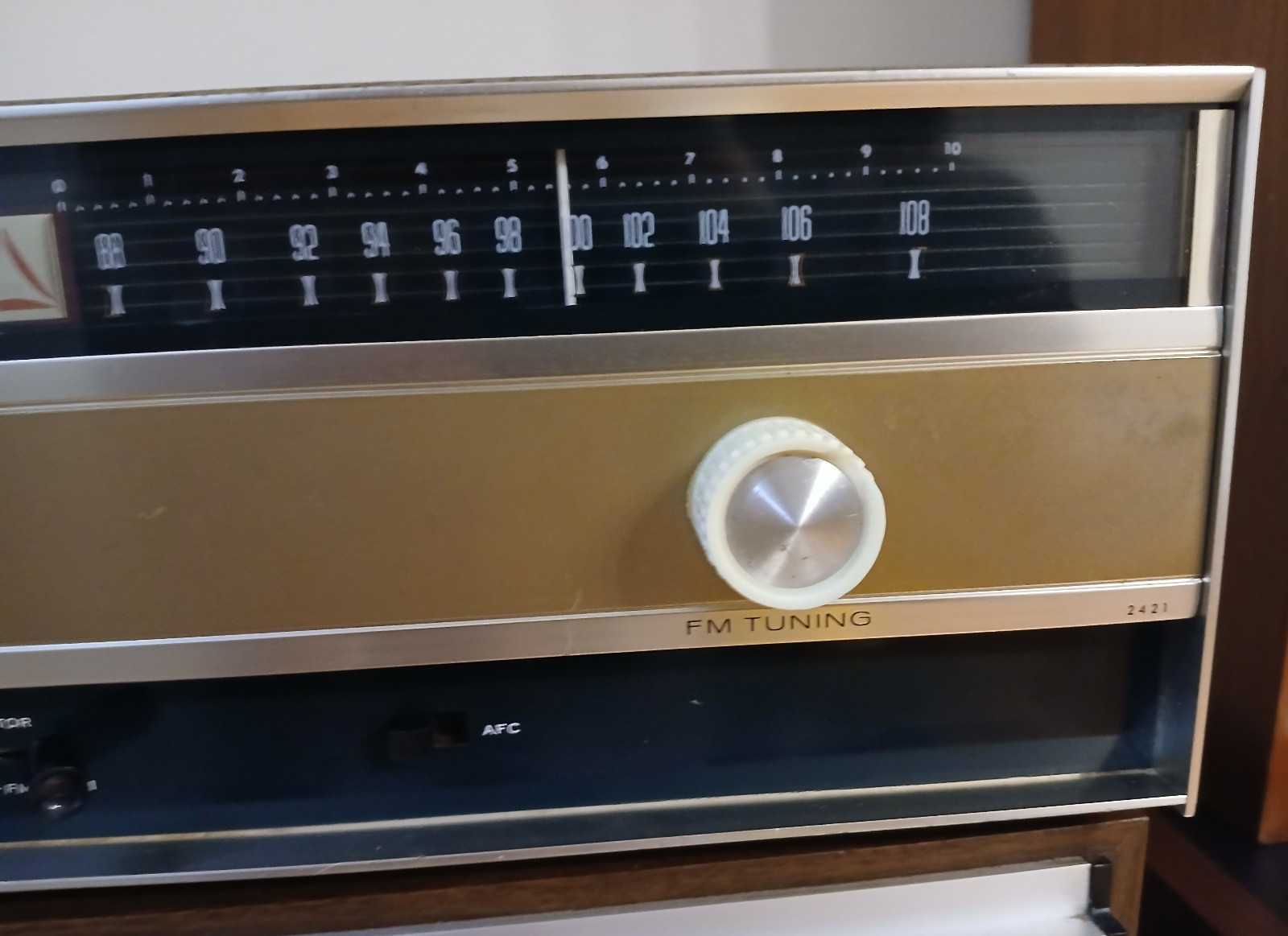 Vintage Bell 2421 AM FM Tube Tuner – AS IS – FM WORKING – SEE VIDEO & READ