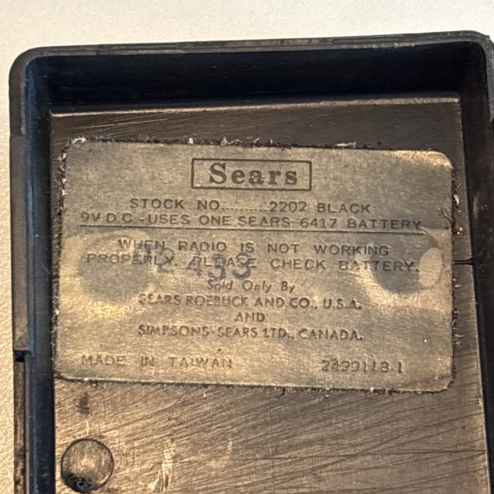 Vintage Sears Silvertone Solid State Portable Radio – Black – WORKS