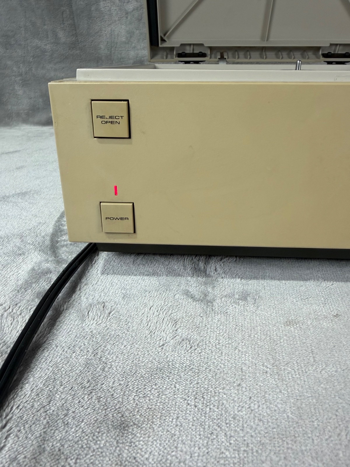 Pioneer Laser Disc Ld660 Player W/Discs Player Is Functional ~ Power Tested ONLY