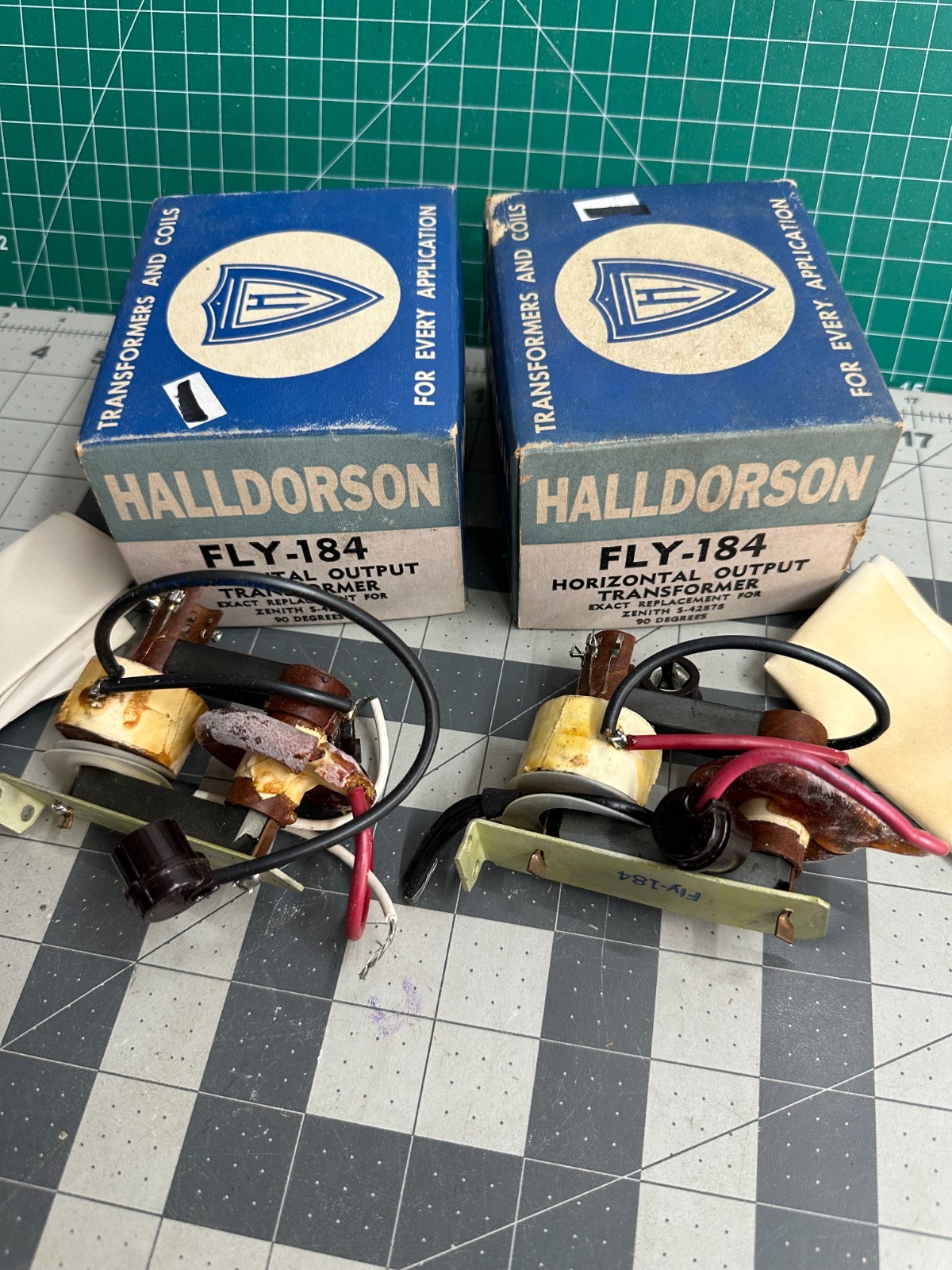 2-pack VINTAGE Halldorson Fly 184 Power Horizontal Output Transformer 90-degrees