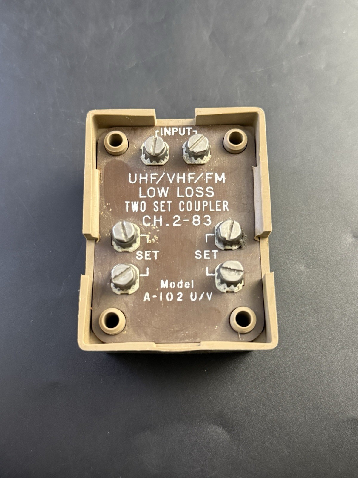 Vintage, coupler, A-102,U/V  UHF,VHF, FM, Ch 2- 83 S6.1