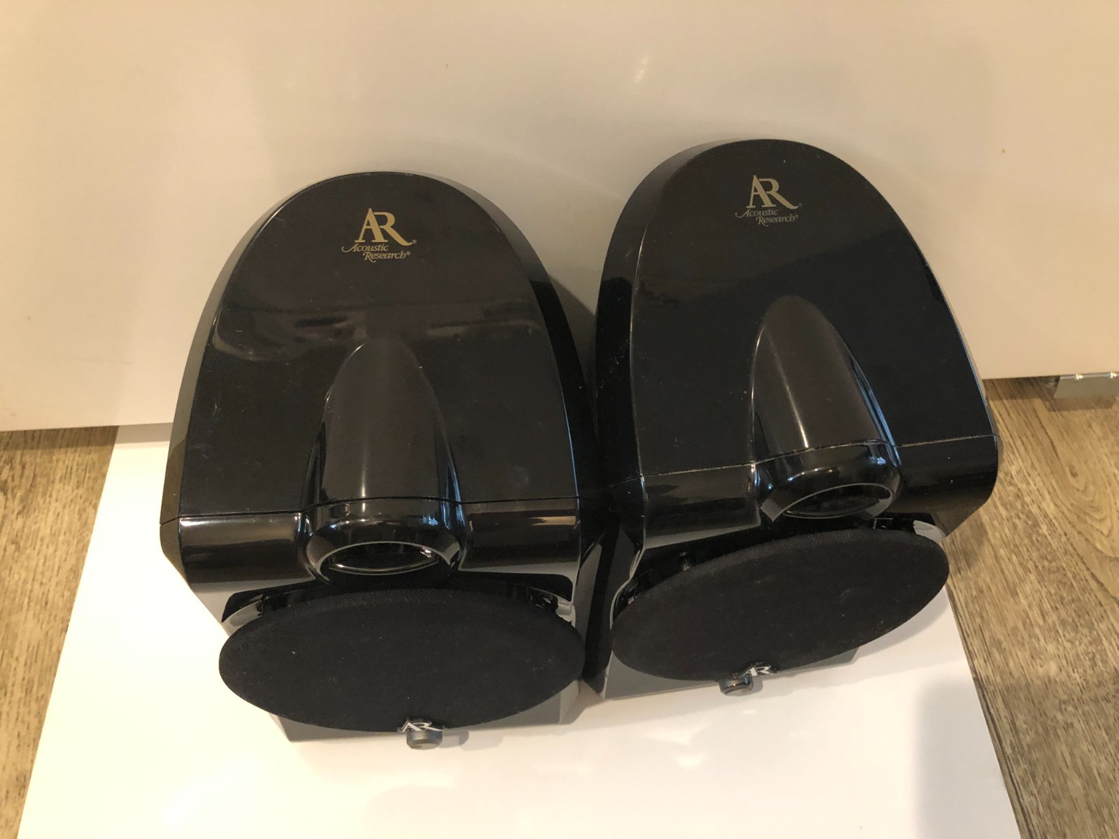 Acoustic Research Model AW877 Wireless Speakers Only UNTESTED