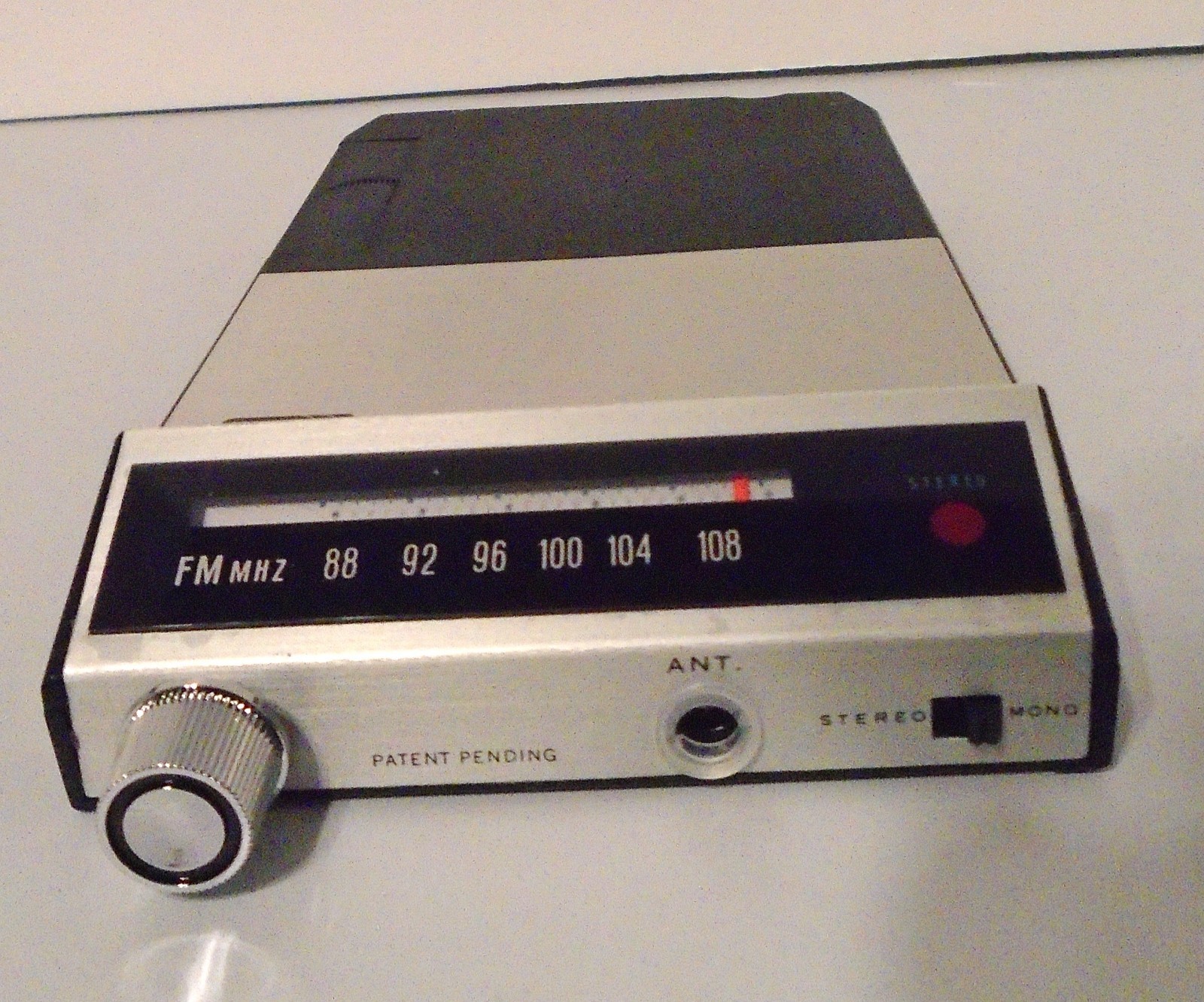 EIGHT TRACK FM CONVERTER NEW OLD STOCK !
