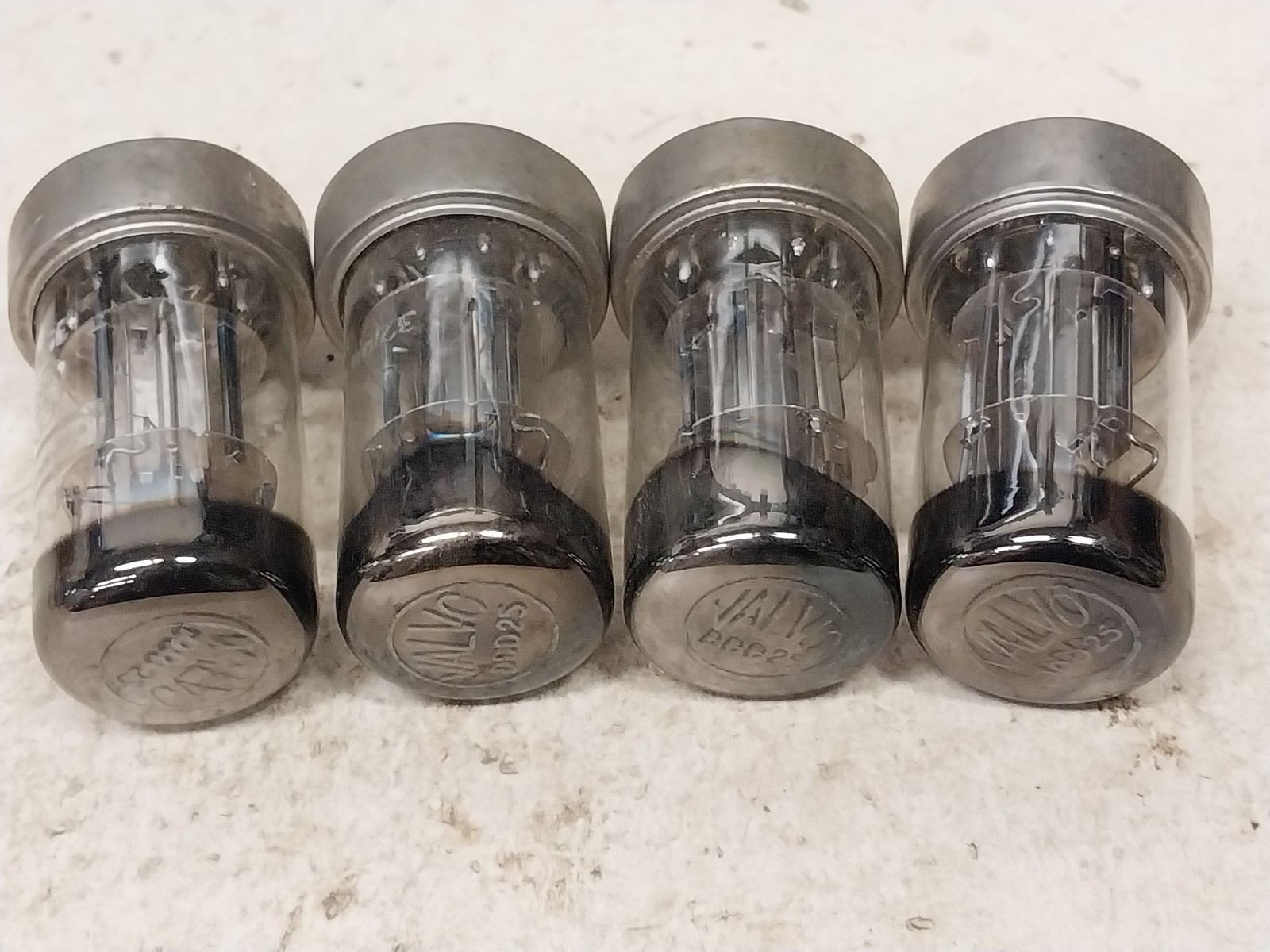 4 Nice German Valvo DDD25 Old Vintage Ham Radio Receiver Tube Valve Audio Amp