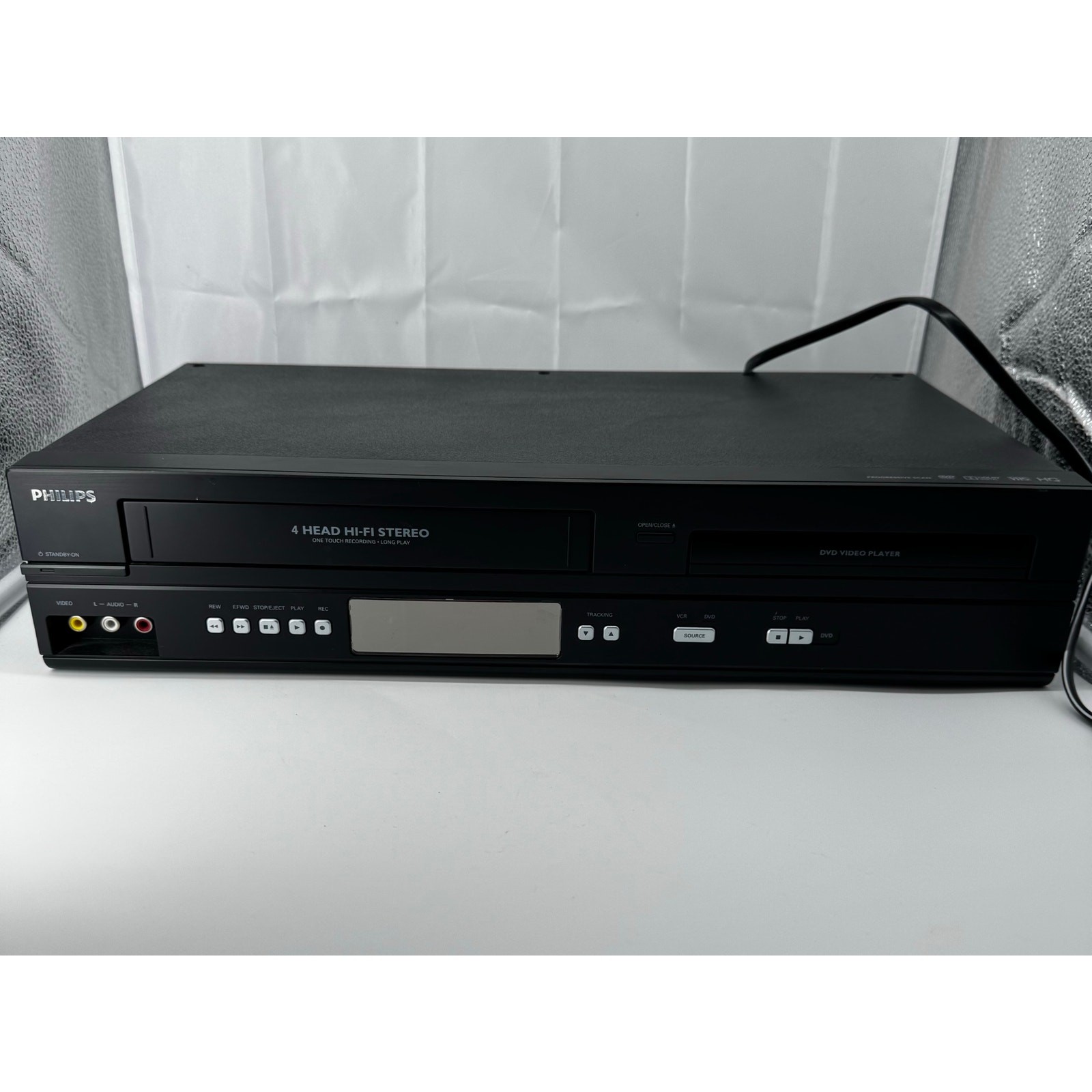 Philips DVP3345VB/F7 DVD VCR combo – tested & works *no remote*