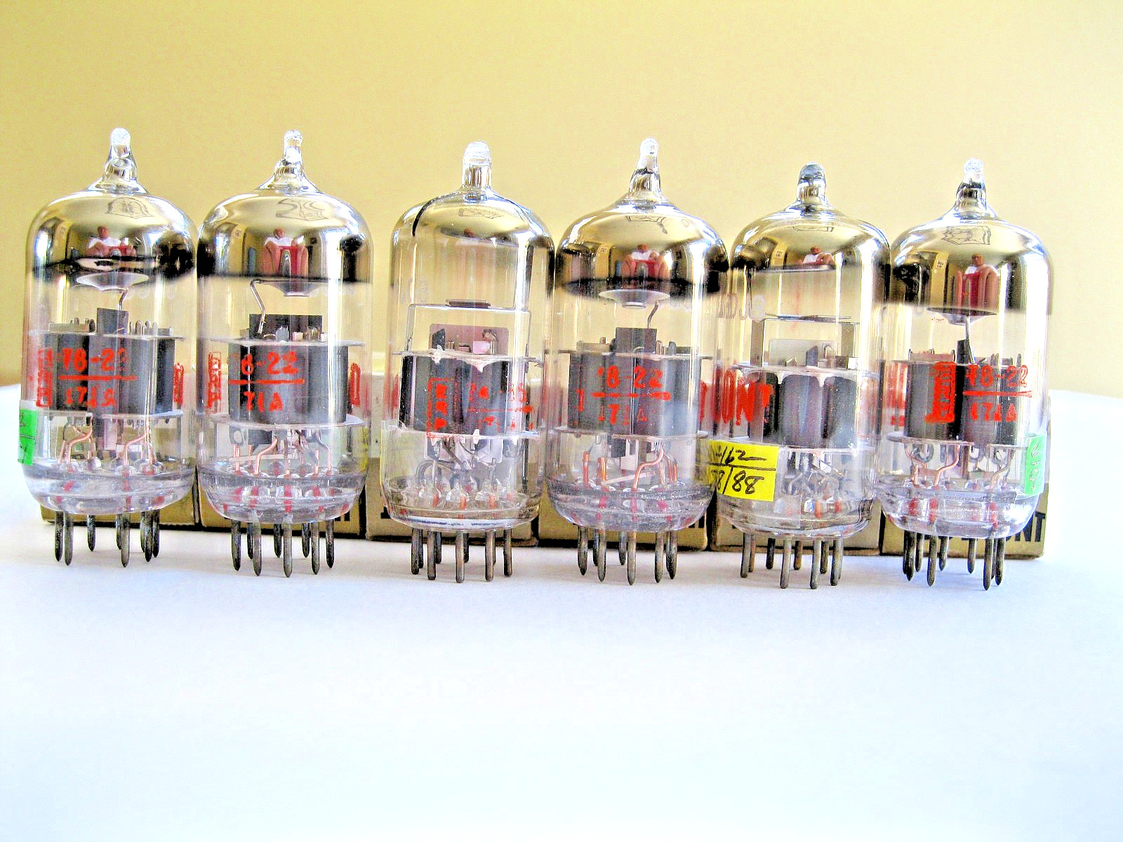 6 DUMONT 6DJ8/ECC88 VACUUM TUBES GRAY PLATE MATCHED DATE TV-7 TESTED READ.